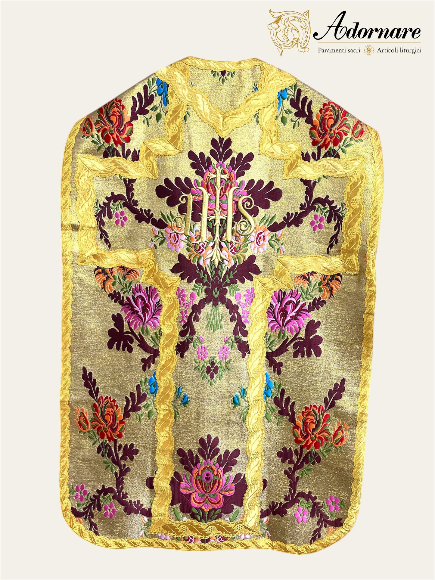 Gold Floral Brocade French-cut Roman Chasuble Low Mass Set / Pianeta Francese in Broccato Oro