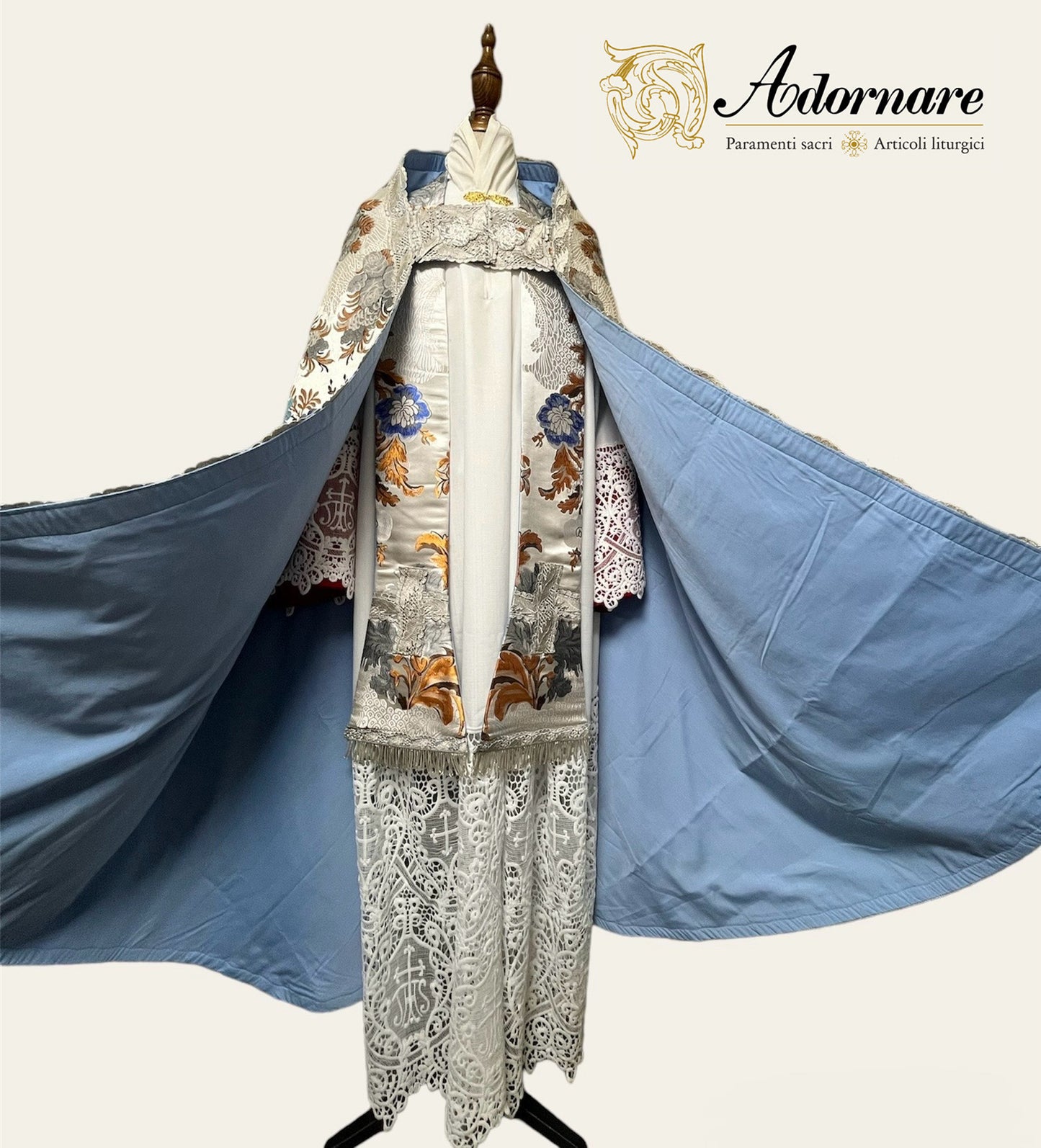 Brocade Roman Cope / Piviale Romano Broccato