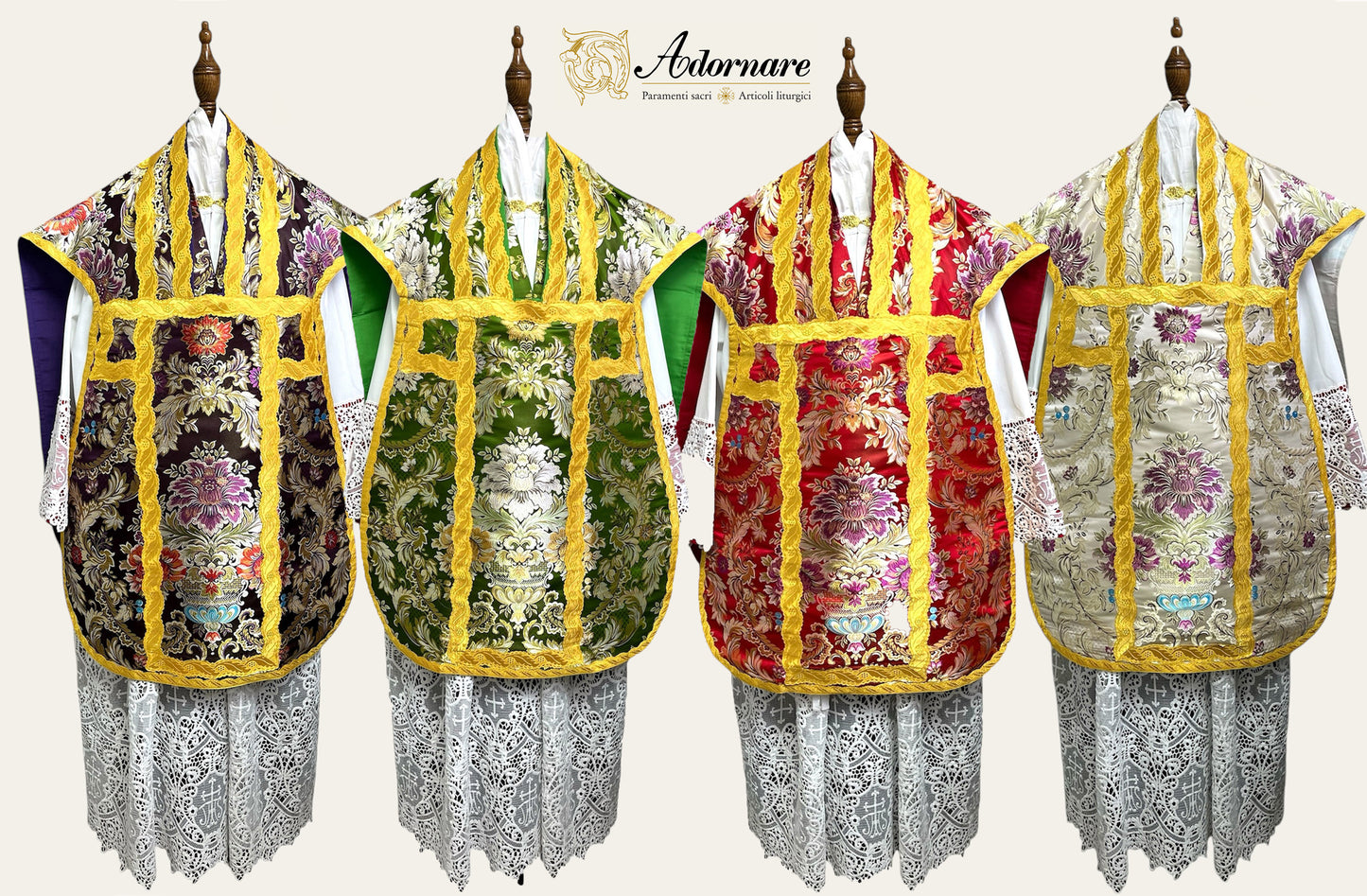 Italian Floral Brocade Roman Chasuble - Low Mass Set / Pianete Romane Broccato