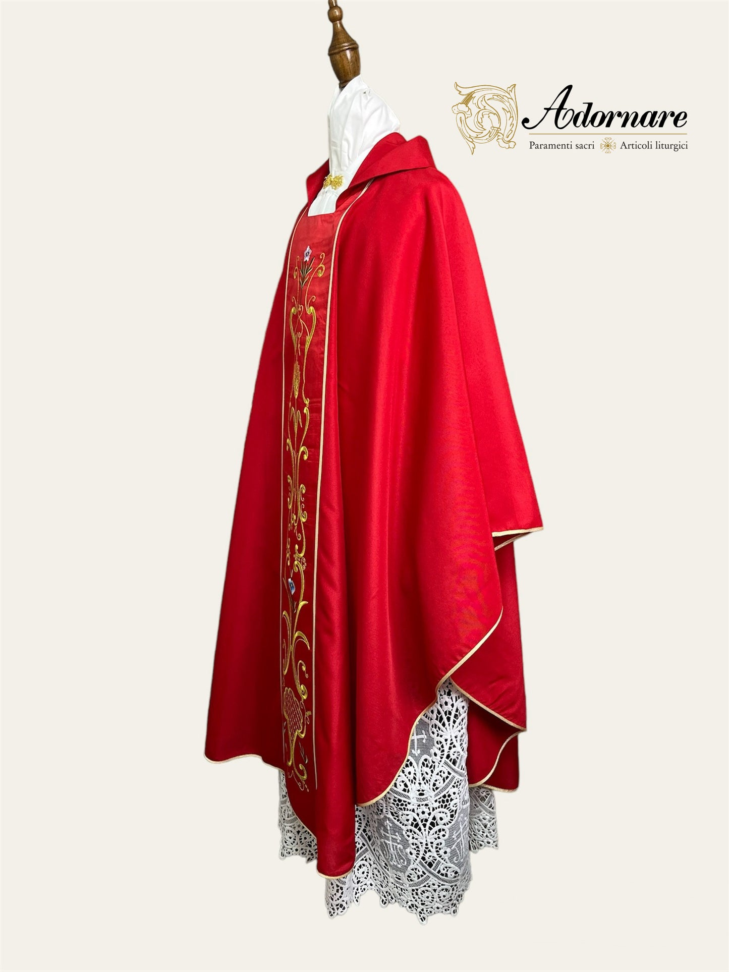 Gothic chasuble with machine embroidered panels / Casula con ricamo a macchina - Style GC-01