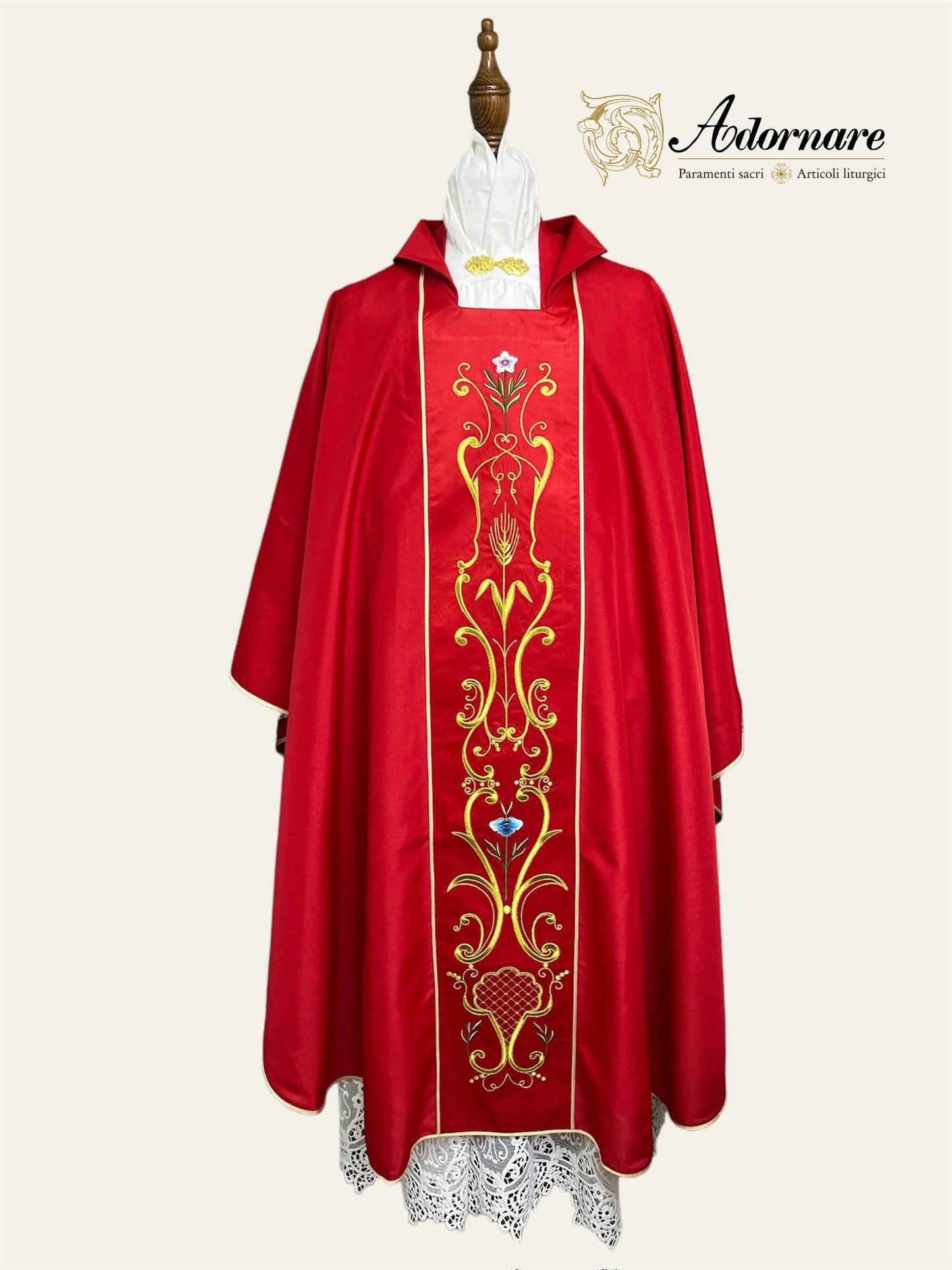 Gothic chasuble with machine embroidered panels / Casula con ricamo a macchina - Style GC-01