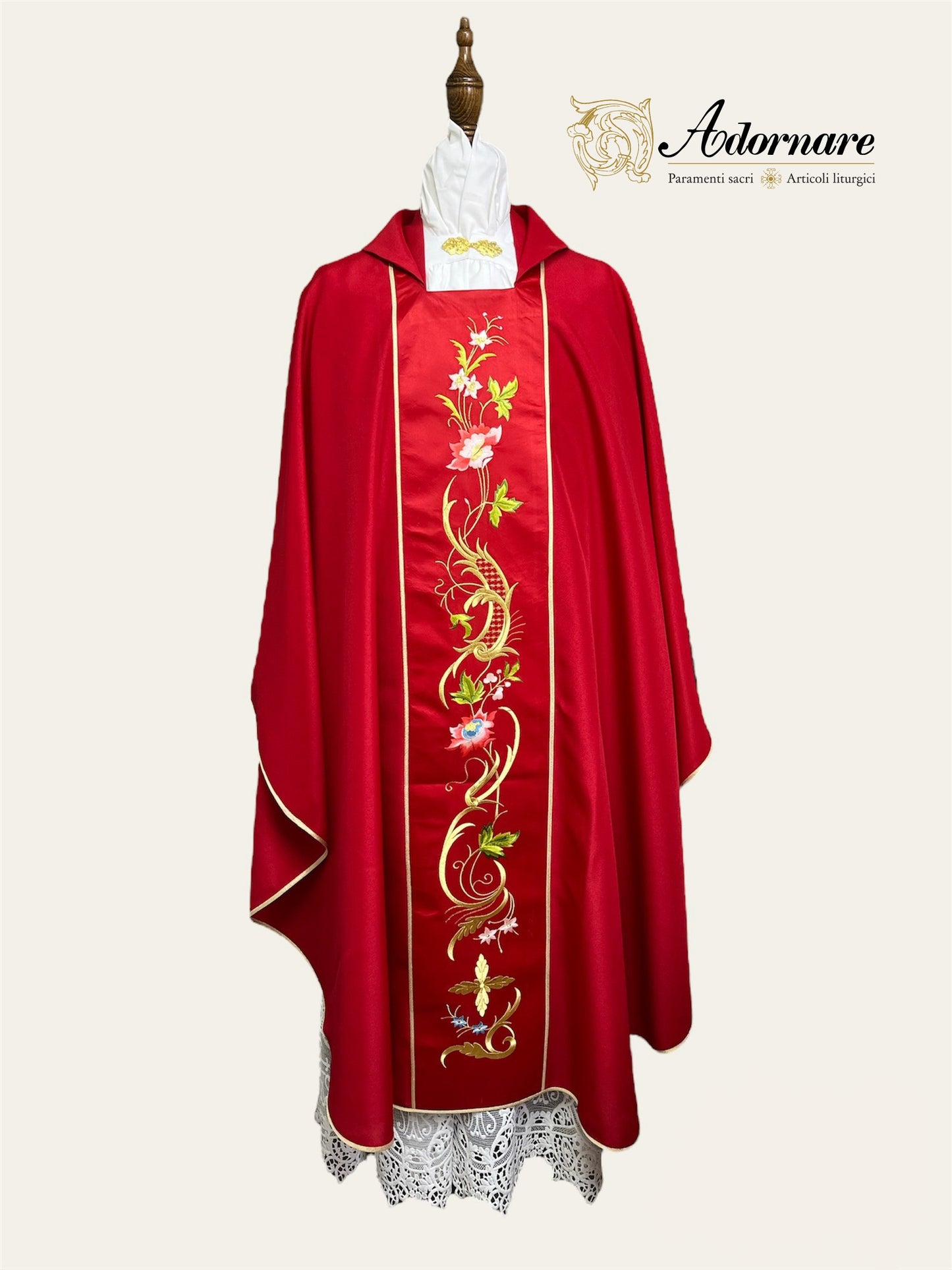 Gothic chasuble with machine embroidered panels / Casula con ricamo a macchina - Style GC-02