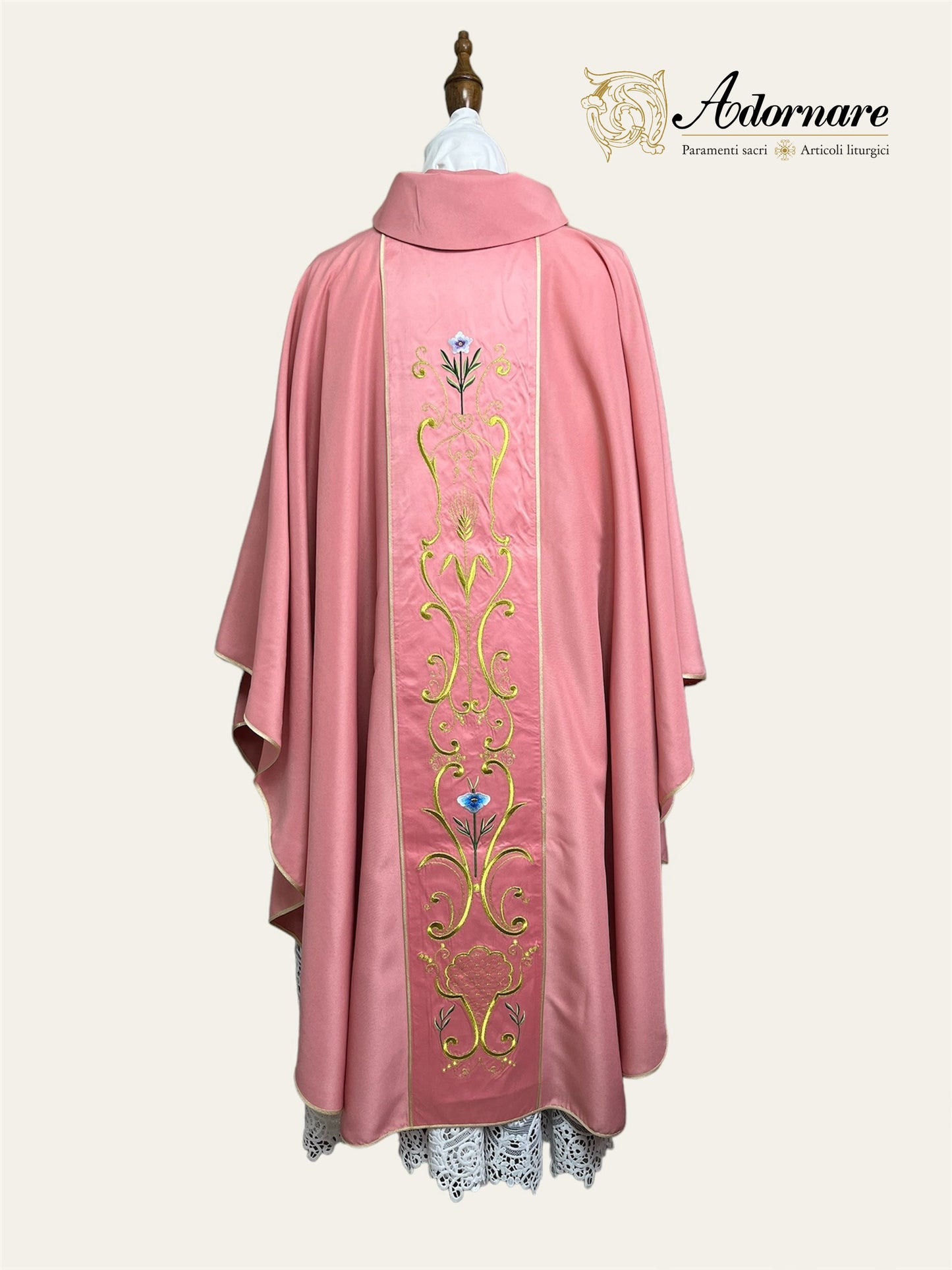 Gothic chasuble with machine embroidered panels / Casula con ricamo a macchina - Style GC-01