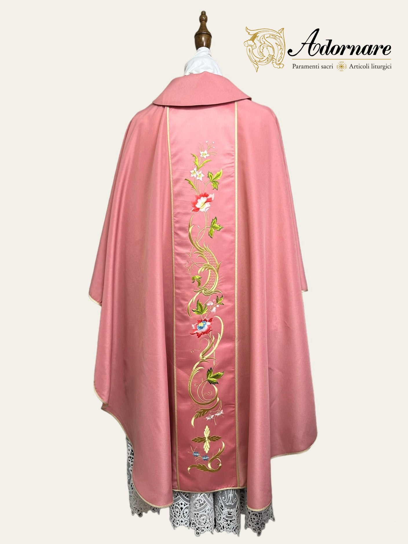 Gothic chasuble with machine embroidered panels / Casula con ricamo a macchina - Style GC-02