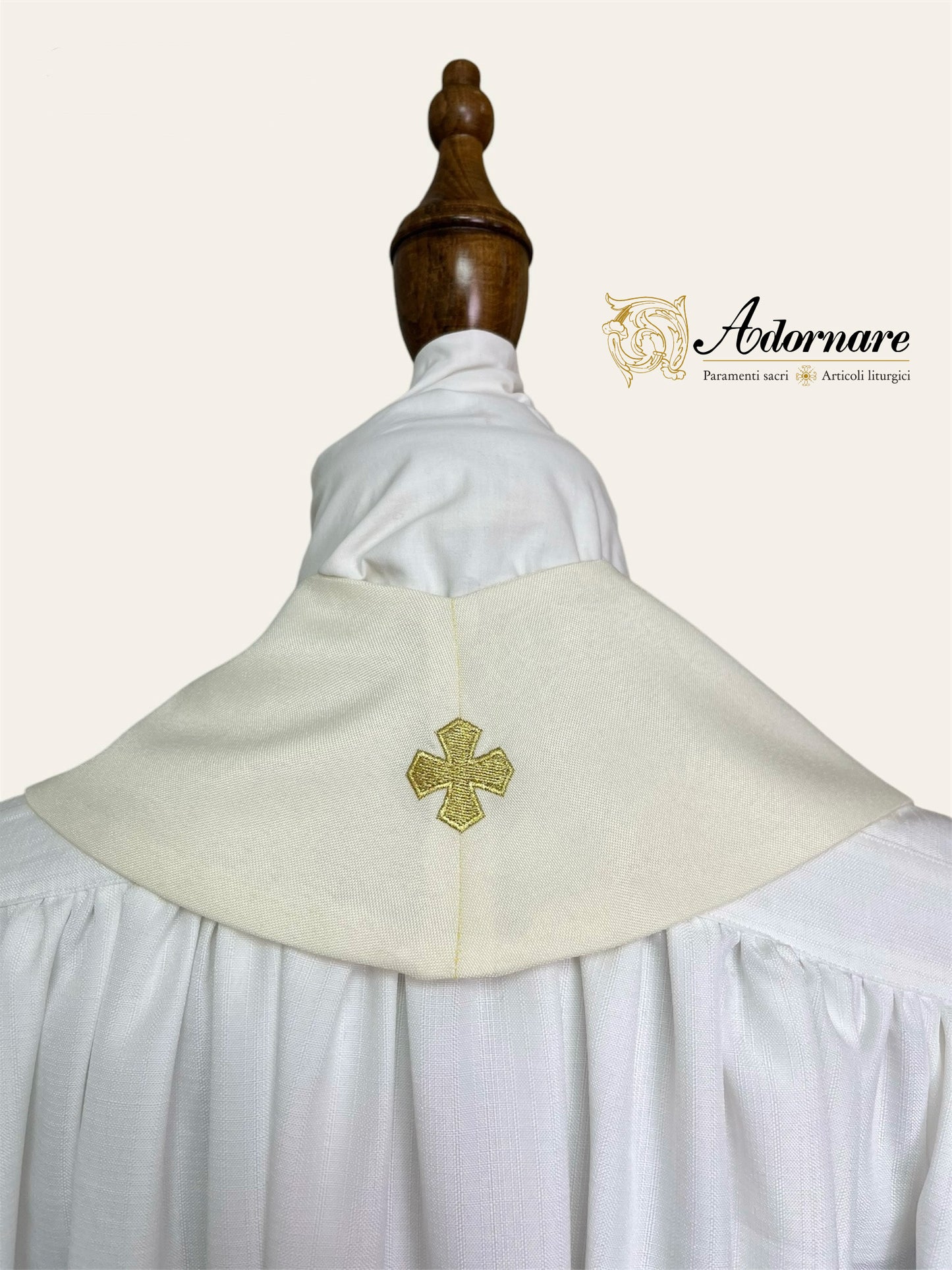 Gothic chasuble with machine embroidered panels / Casula con ricamo a macchina - Style GC-02