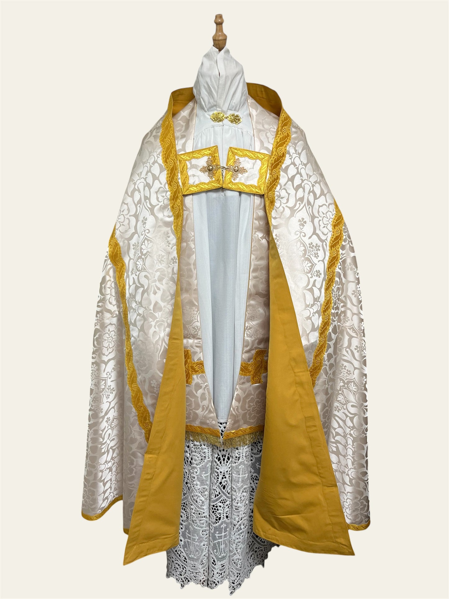 Damask Roman Cope / Piviale Romano Damasco