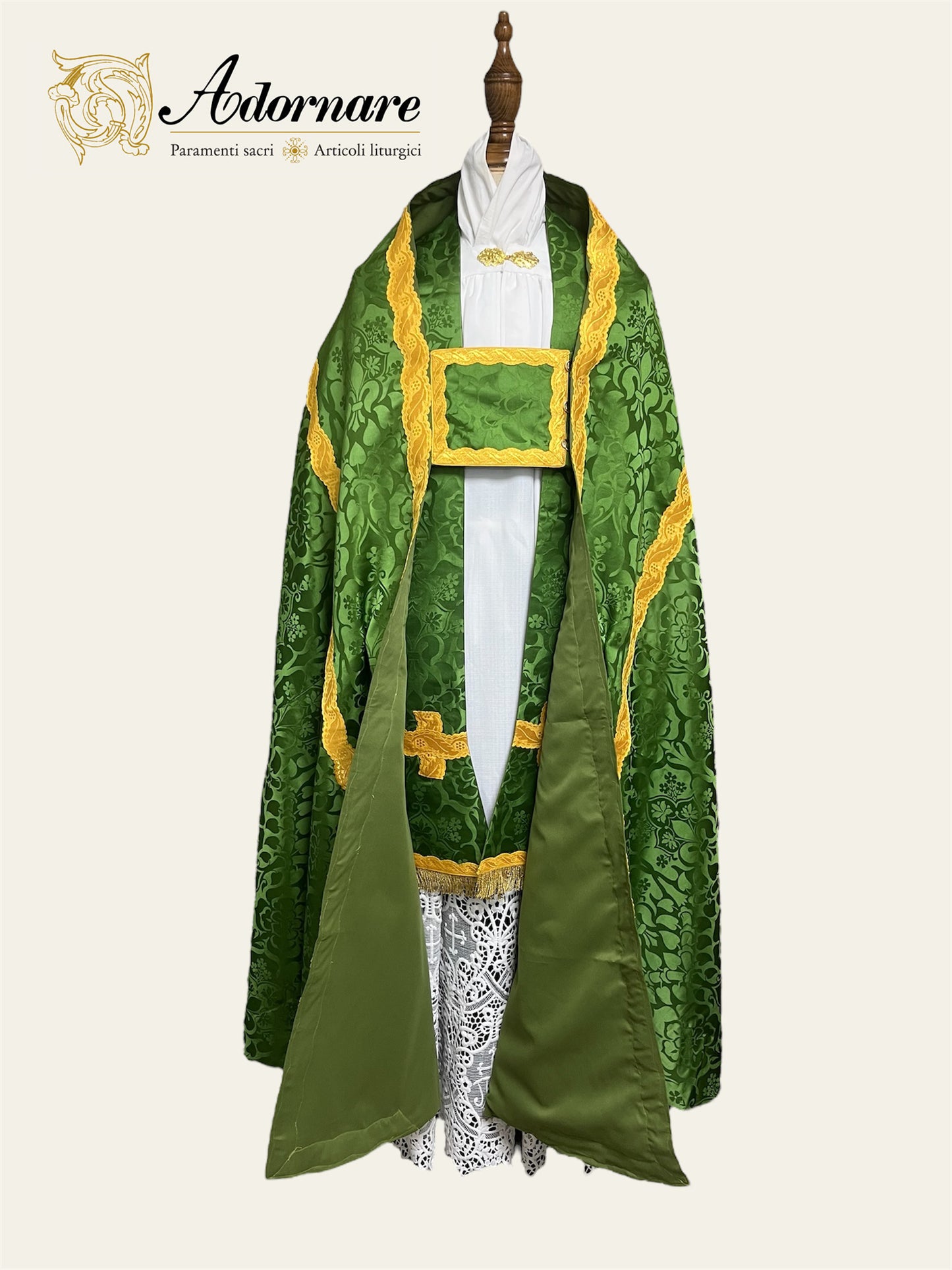 Damask Roman Cope / Piviale Romano Damasco