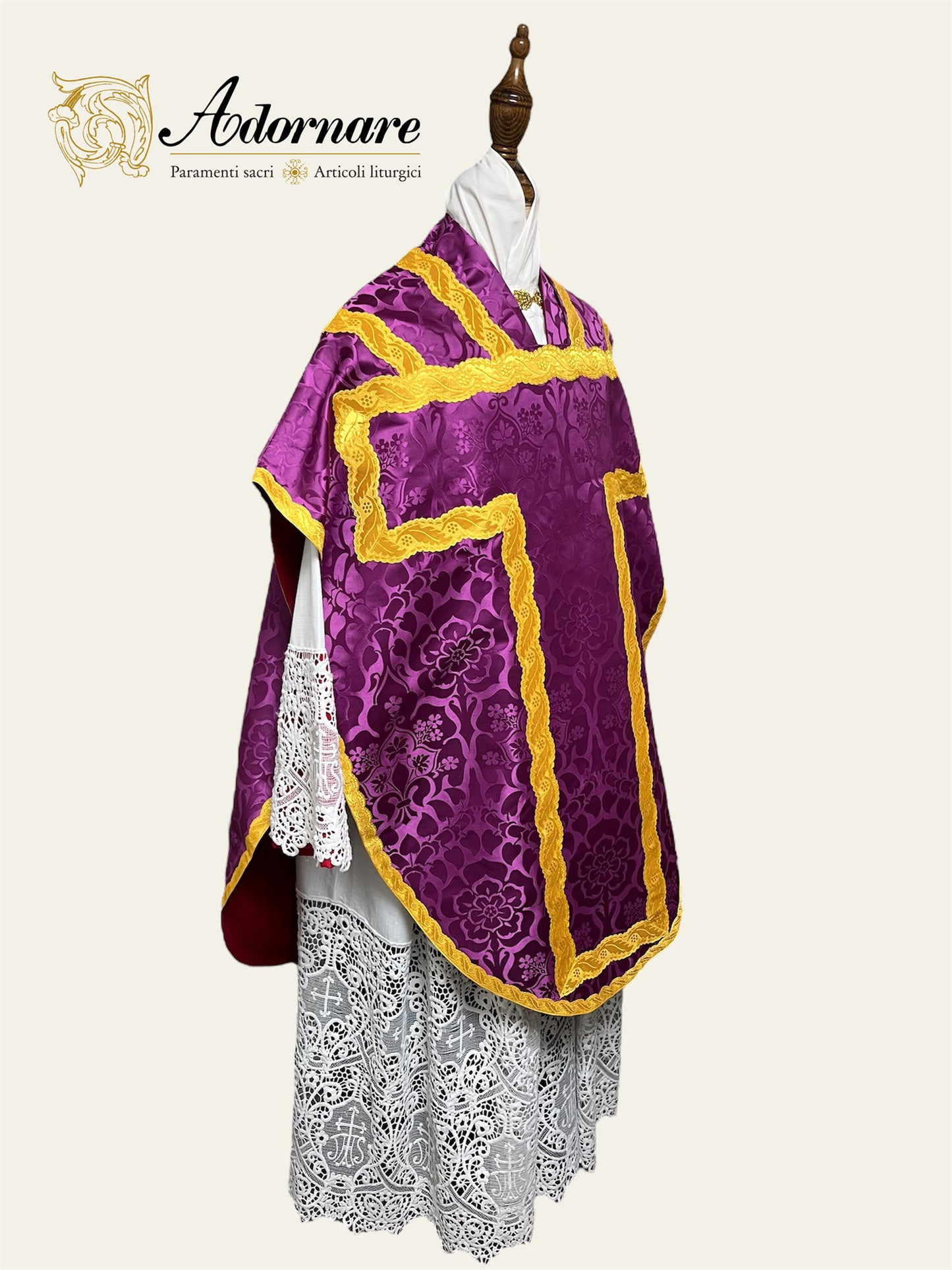 Damask St Philip Neri Chasuble Low Mass Set / Pianeta San Filippo in Damasco