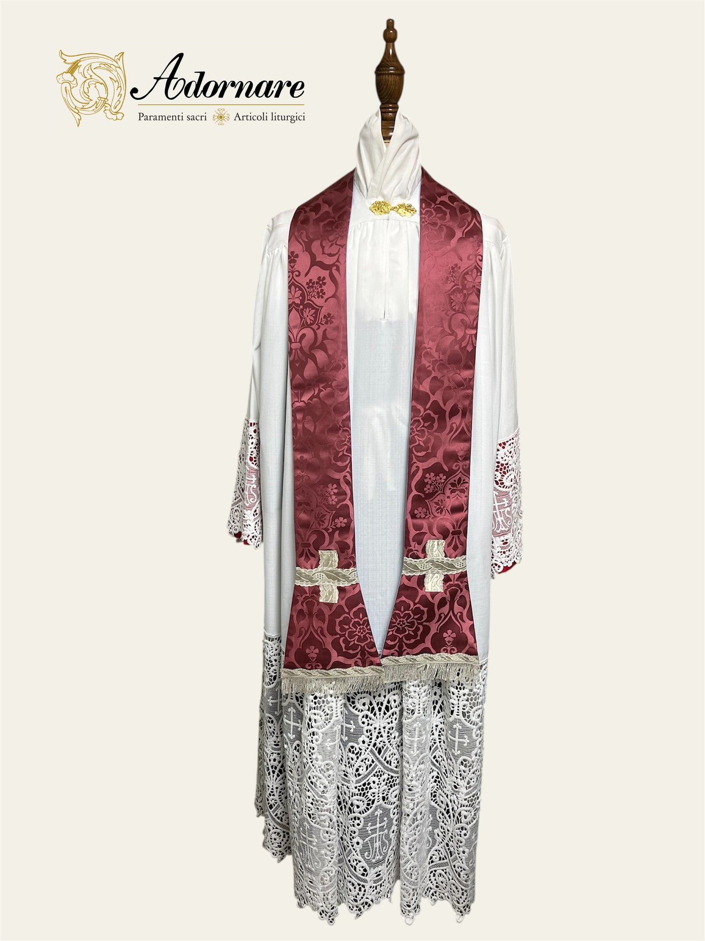 Fuller-Cut Damask Damask St Philip Neri Chasuble with insert panel - Low Mass Set / Pianeta San Filippo Damasco con inserti
