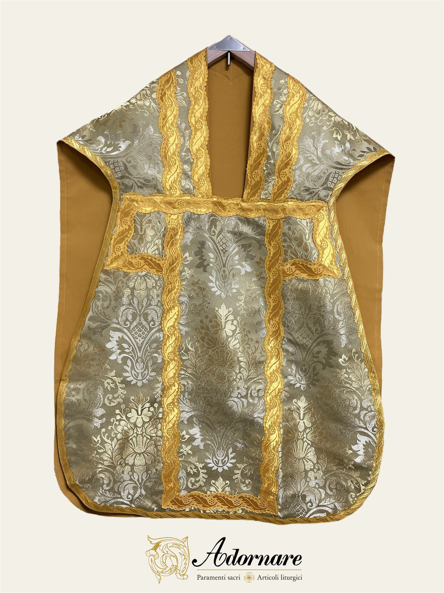 Damask Roman Chasuble - Low Mass Set / Pianete Romane Damasco