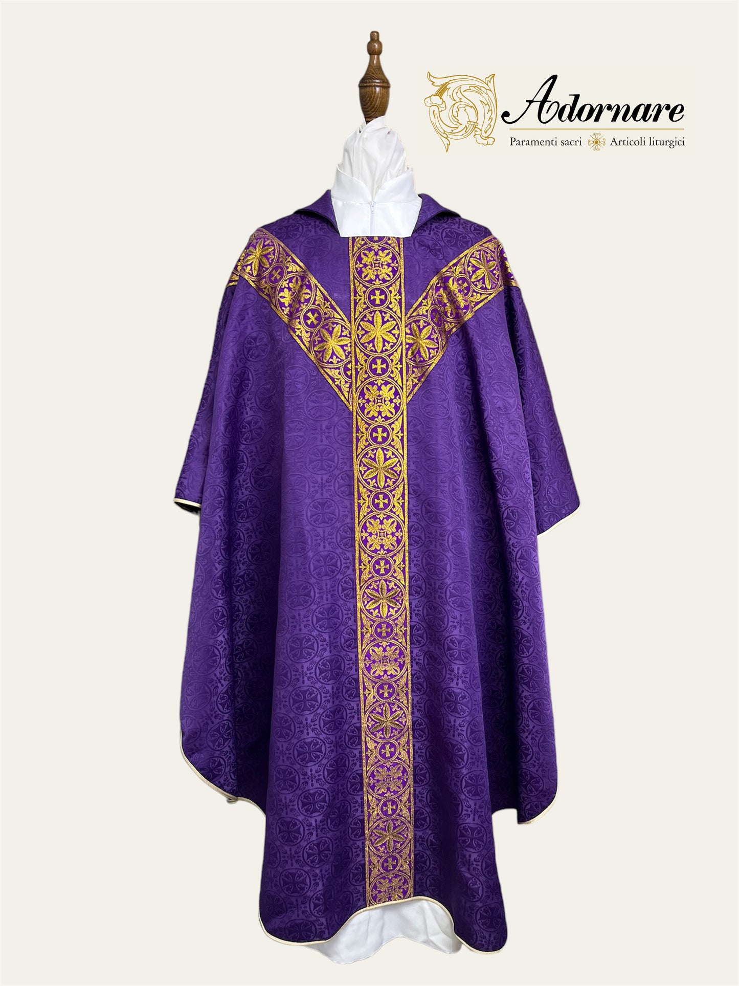 Damask gothic chasuble economical with Y-orphrey / Casula gotica Damasco economico