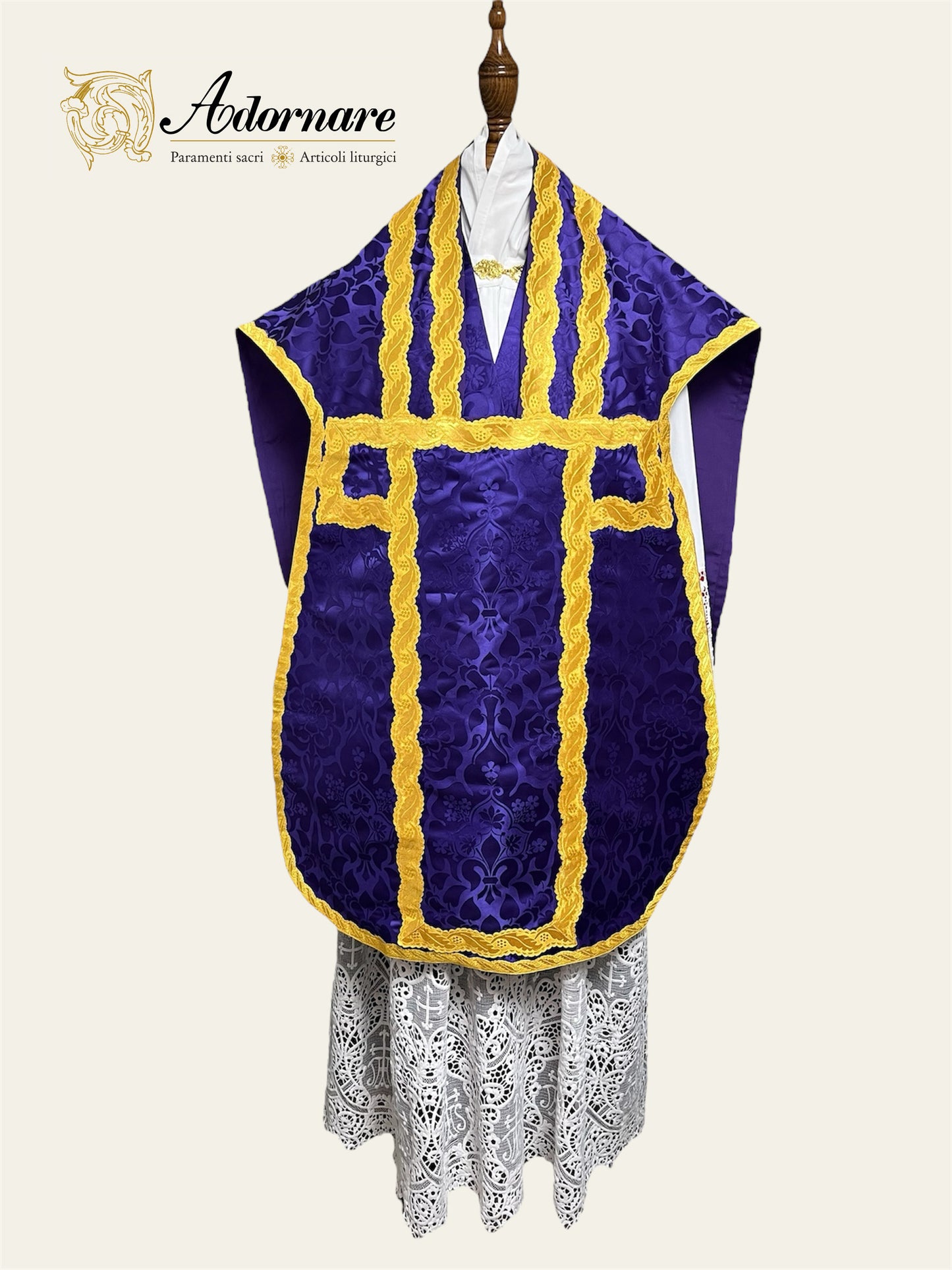 Damask Roman Chasuble - Low Mass Set / Pianete Romane Damasco