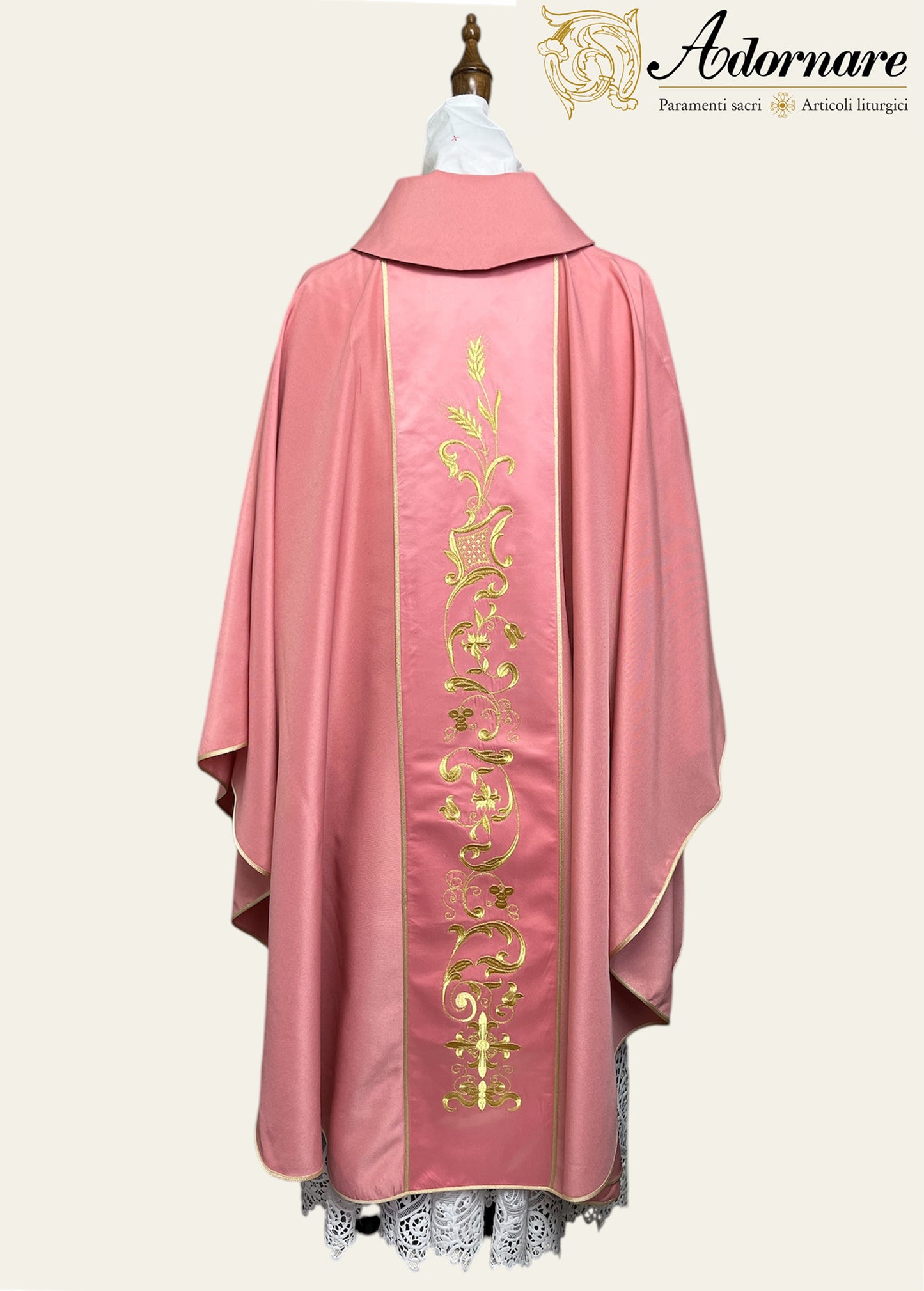 Gothic chasuble with machine embroidered panels / Casula con ricamo a macchina - Style GC-03