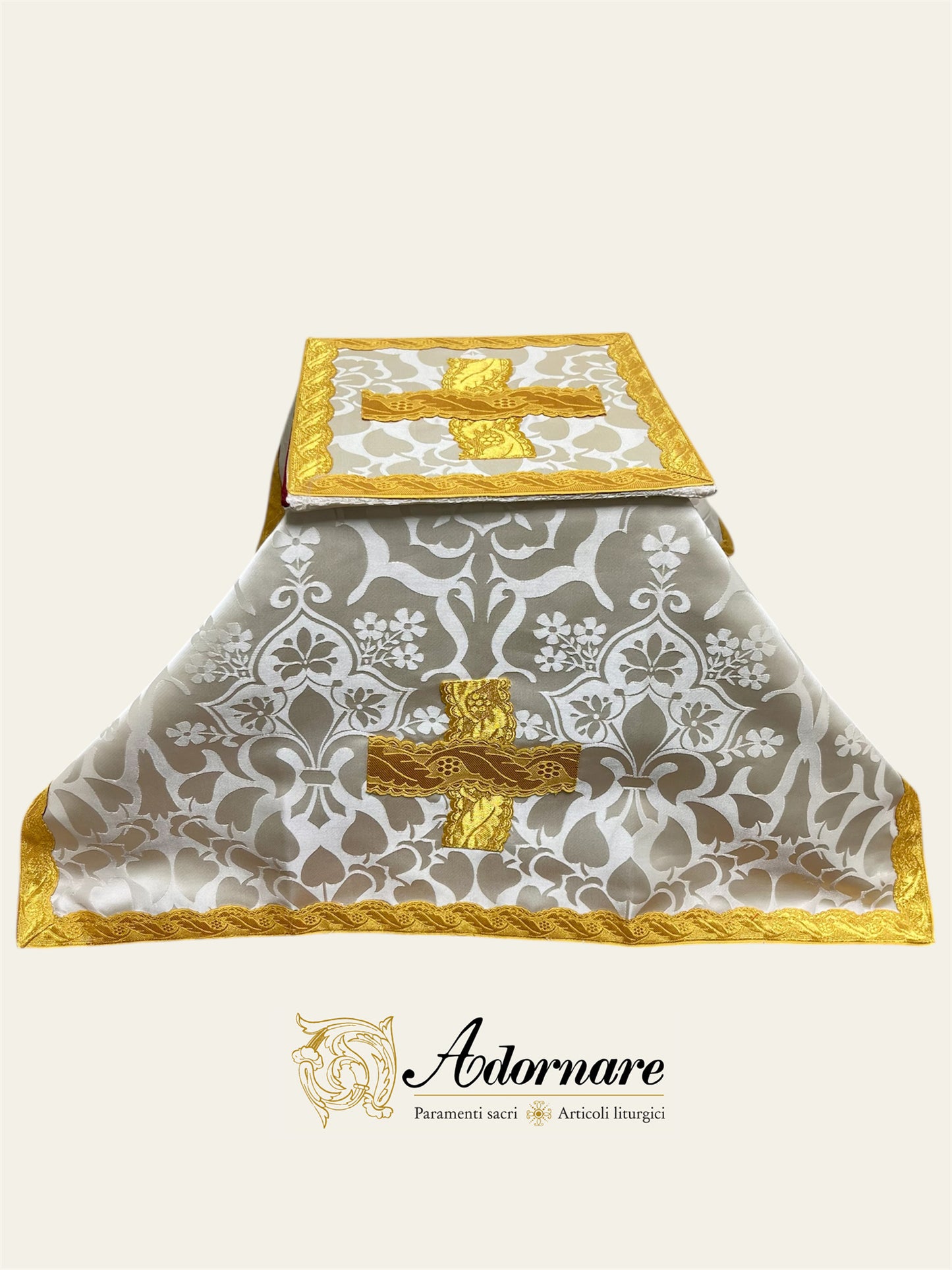 "Marian" Damask Roman Chasuble - Low Mass Set / Pianeta Romana Damasco "Mariana"