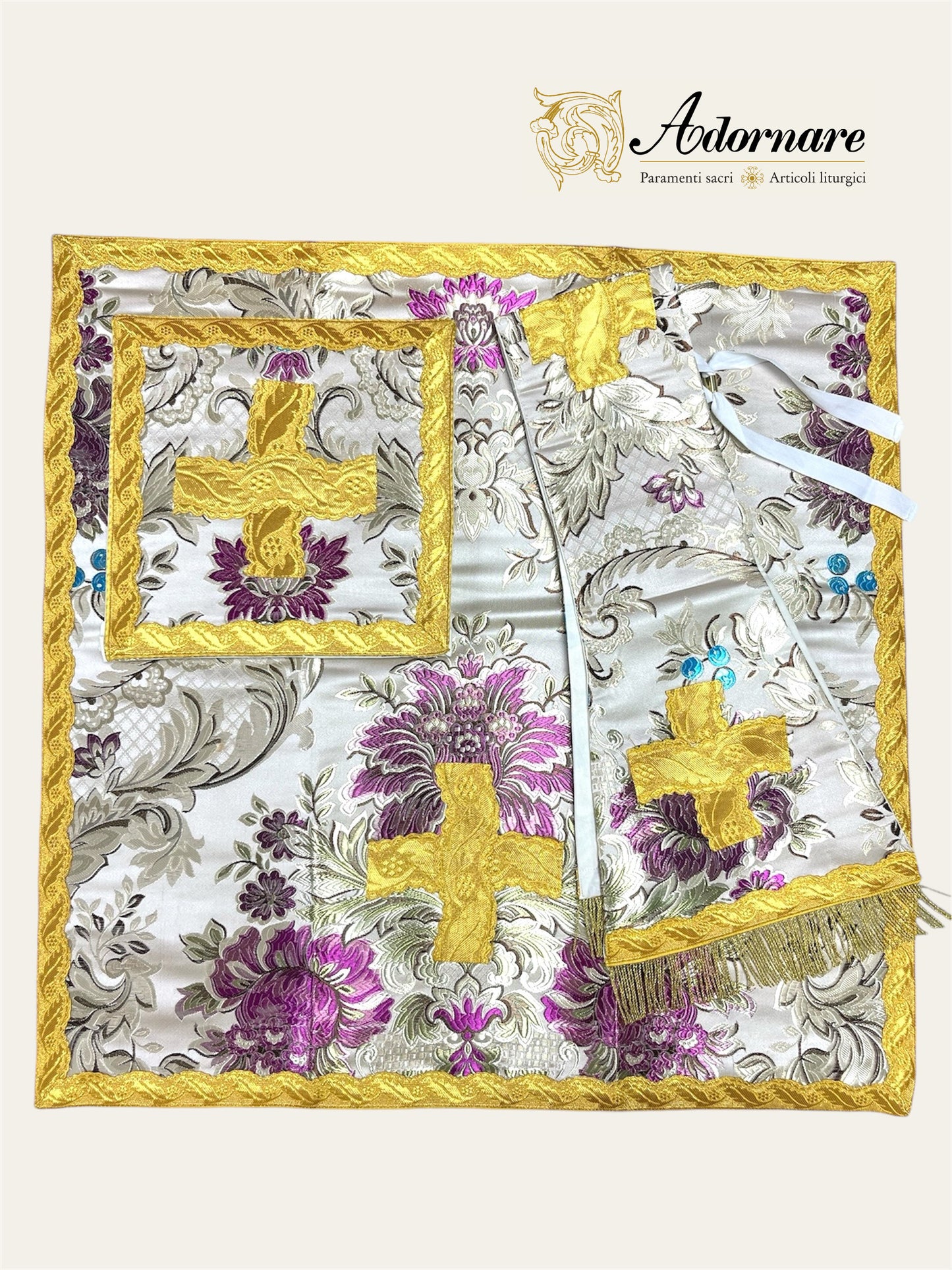 Italian Floral Brocade Roman Chasuble Low Mass Set (White) / Pianeta Romana Broccato (Bianco)