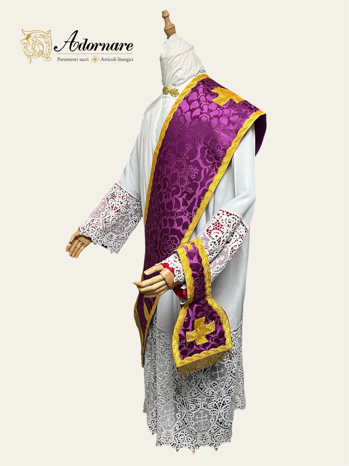 IHS Embroidered Folded chasubles & broad stole Solemn Mass Set in French Roman Style /Pianete Plicate e Stolone Francese Damasco Ricamato "IHS"
