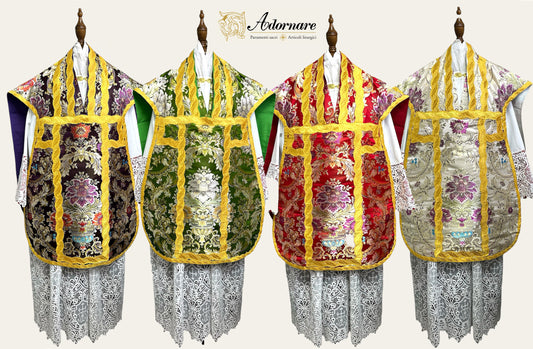 Italian Floral Brocade Roman Chasuble - Low Mass Set / Pianete Romane Broccato