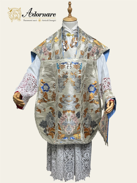 "Marian" Brocade Roman Chasuble - Low Mass Set / Pianeta Romana Broccato "Mariana"