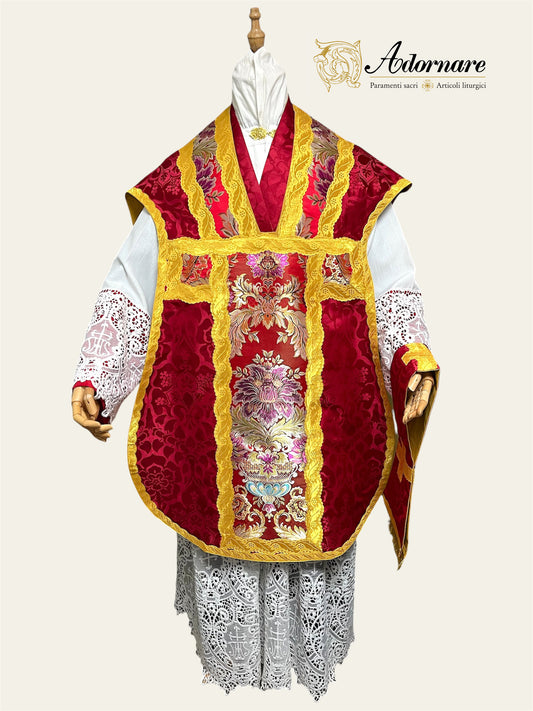 Contemporary Roman-cut Damask Roman Chasuble with brocade insert panel Low Mass Set / Pianeta Romana Damasco con inserti in broccato