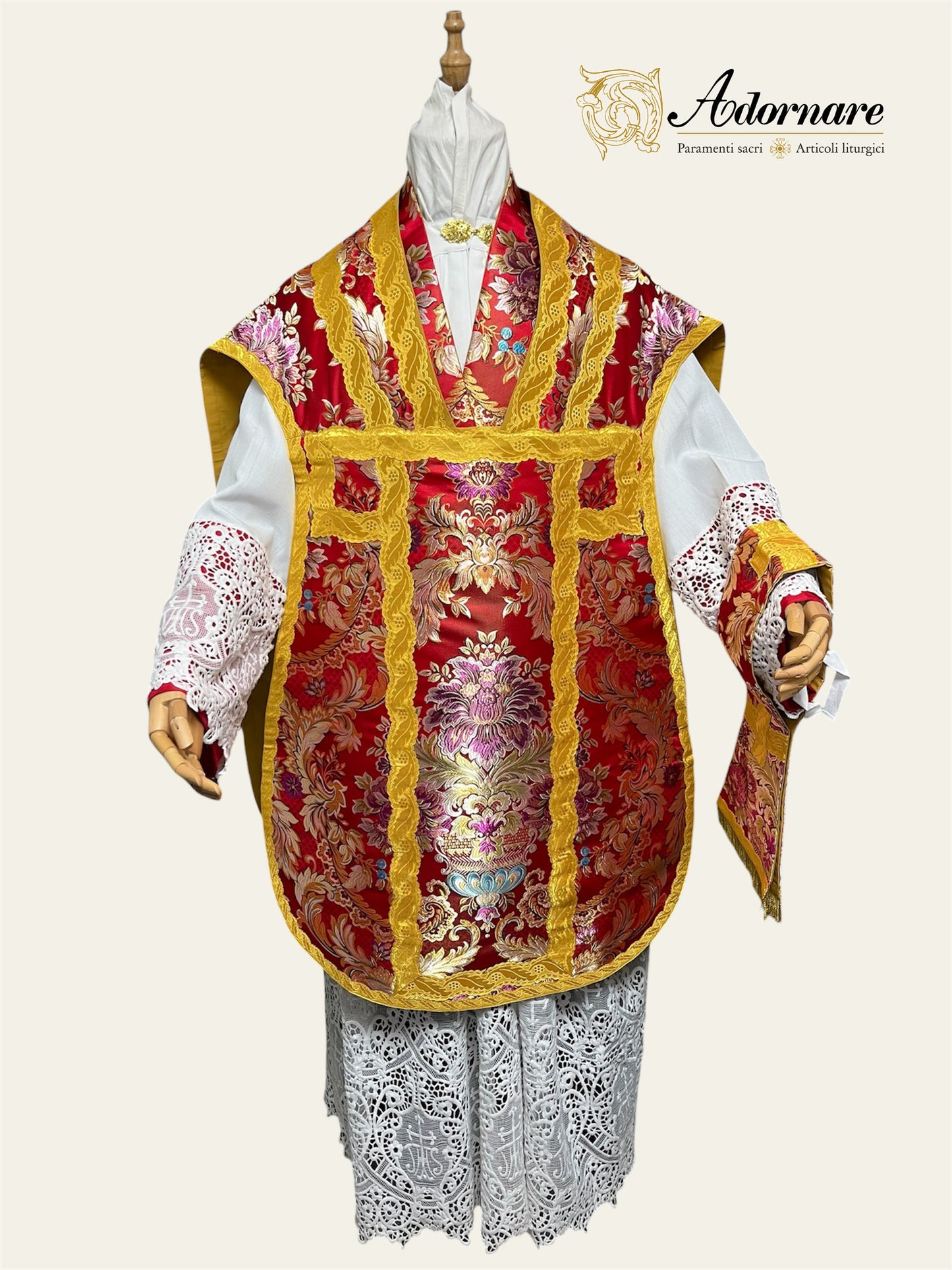 Contemporary Roman-cut Brocade Roman Chasuble Low Mass Set / Pianeta Romana Broccato