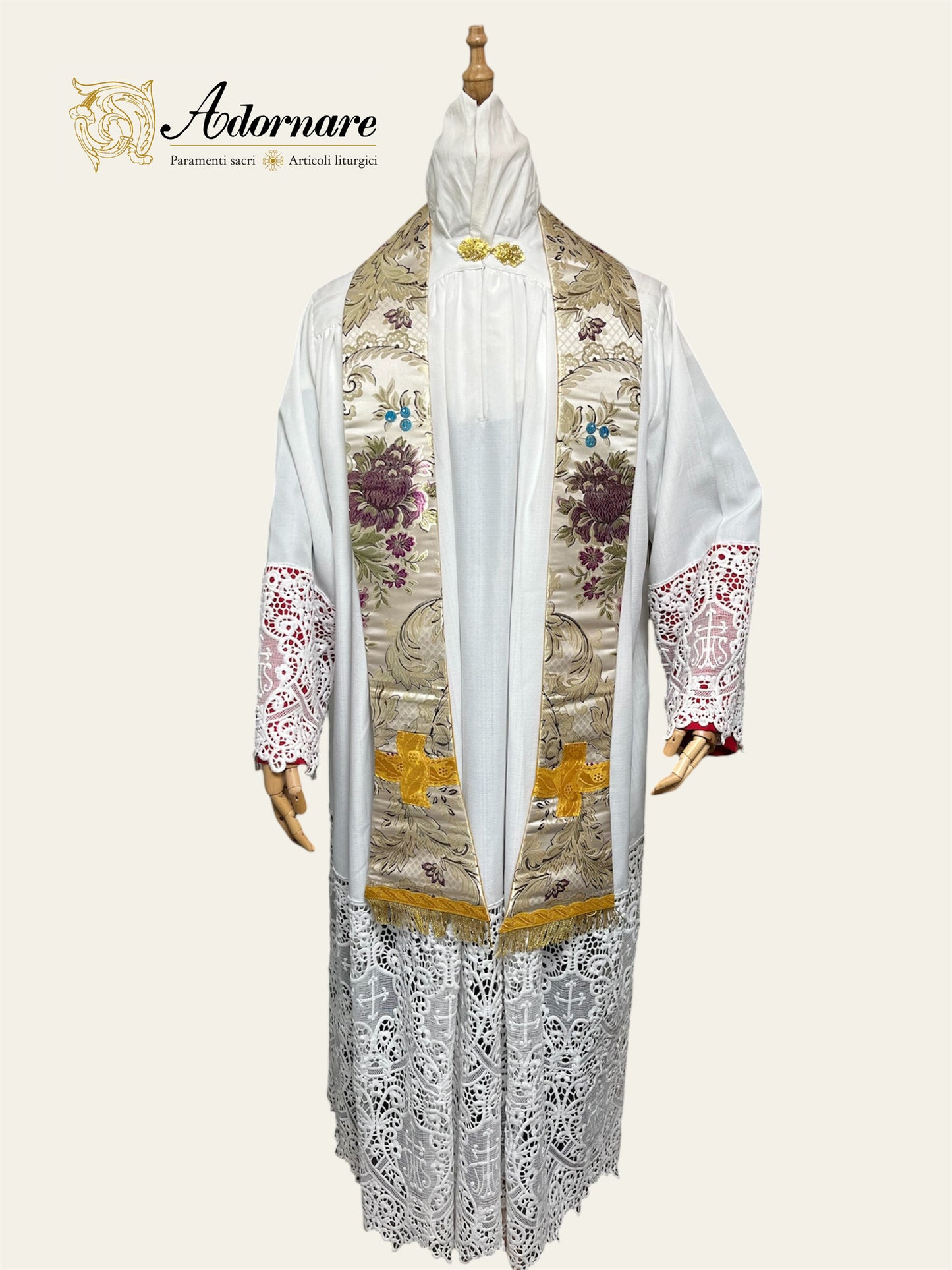 Brocade Roman Cope / Piviale Romano Broccato