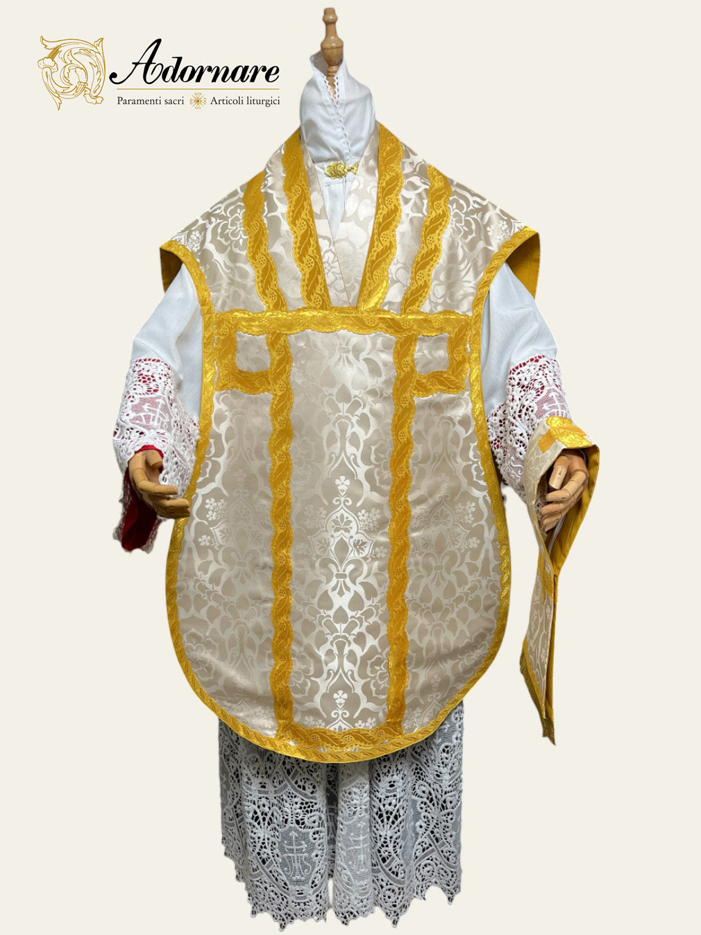 Contemporary Roman-cut Damask Roman Chasuble Low Mass Set / Pianeta Romana Damasco