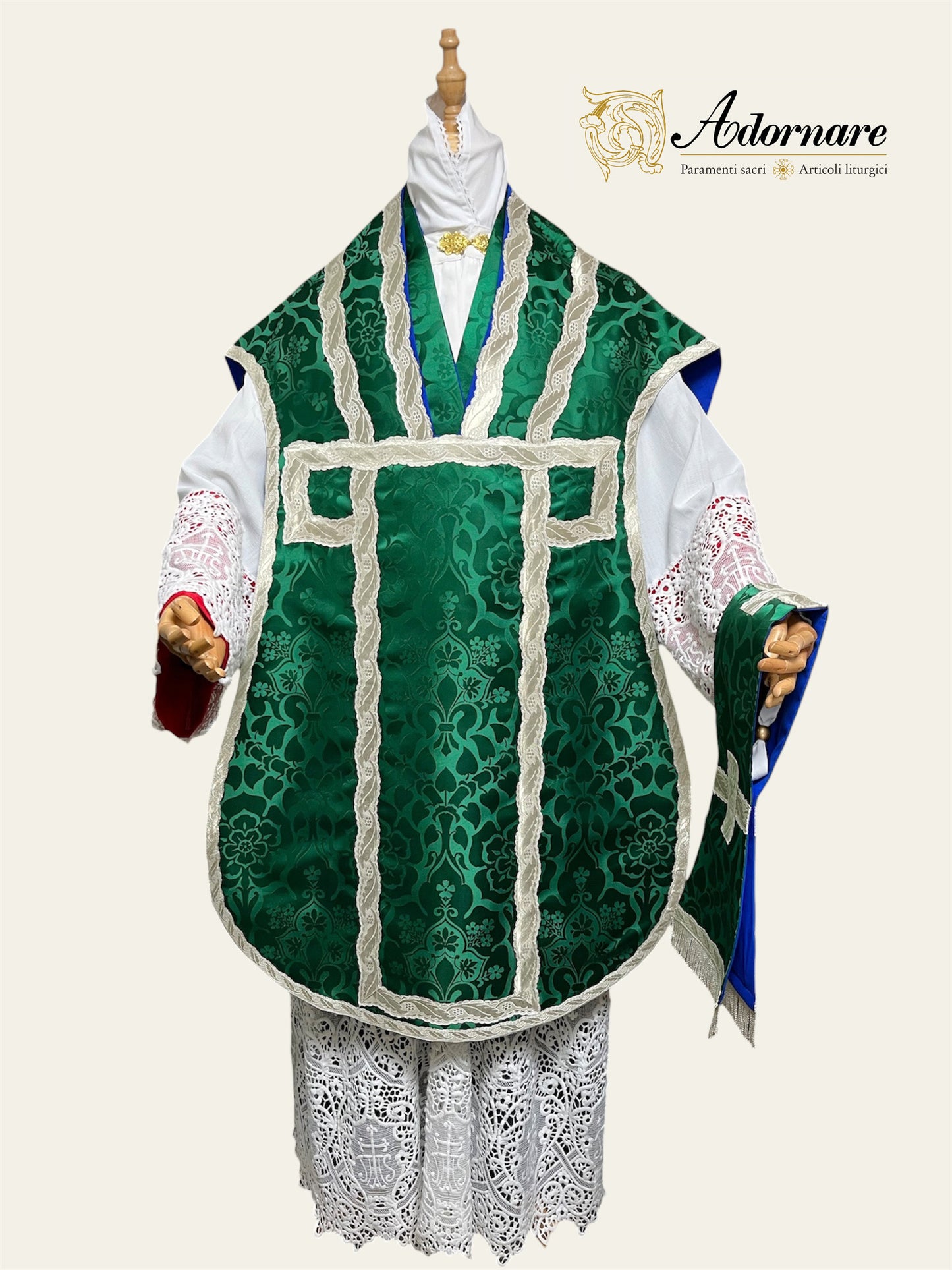 Contemporary Roman-cut Damask Roman Chasuble Low Mass Set / Pianeta Romana Damasco