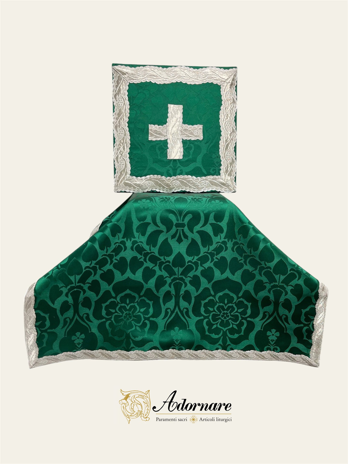 Contemporary Roman-cut Damask Roman Chasuble Low Mass Set / Pianeta Romana Damasco
