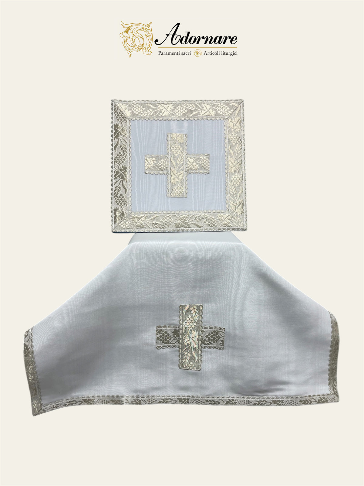 Contemporary Roman-cut Moiré Roman Chasuble Low Mass Set / Pianeta Romana Moiré