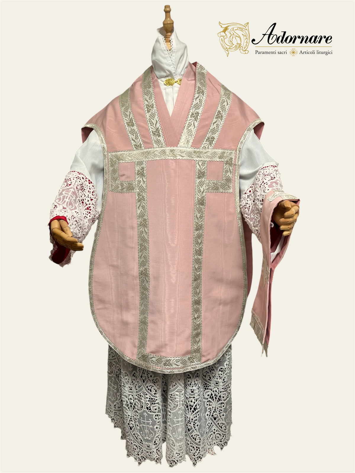 Contemporary Roman-cut Moiré Roman Chasuble Low Mass Set / Pianeta Romana Moiré