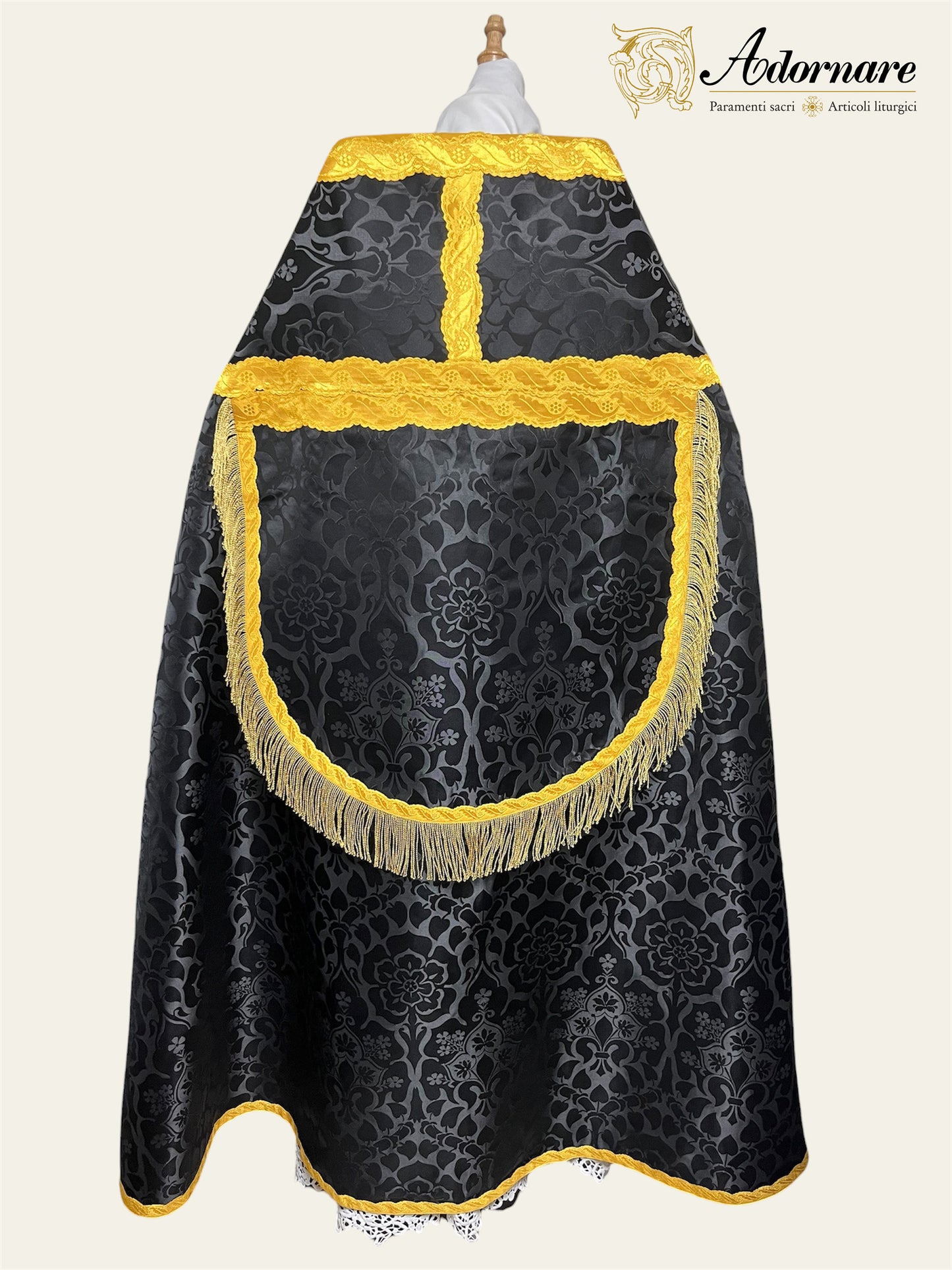 Damask Roman Cope / Piviale Romano Damasco