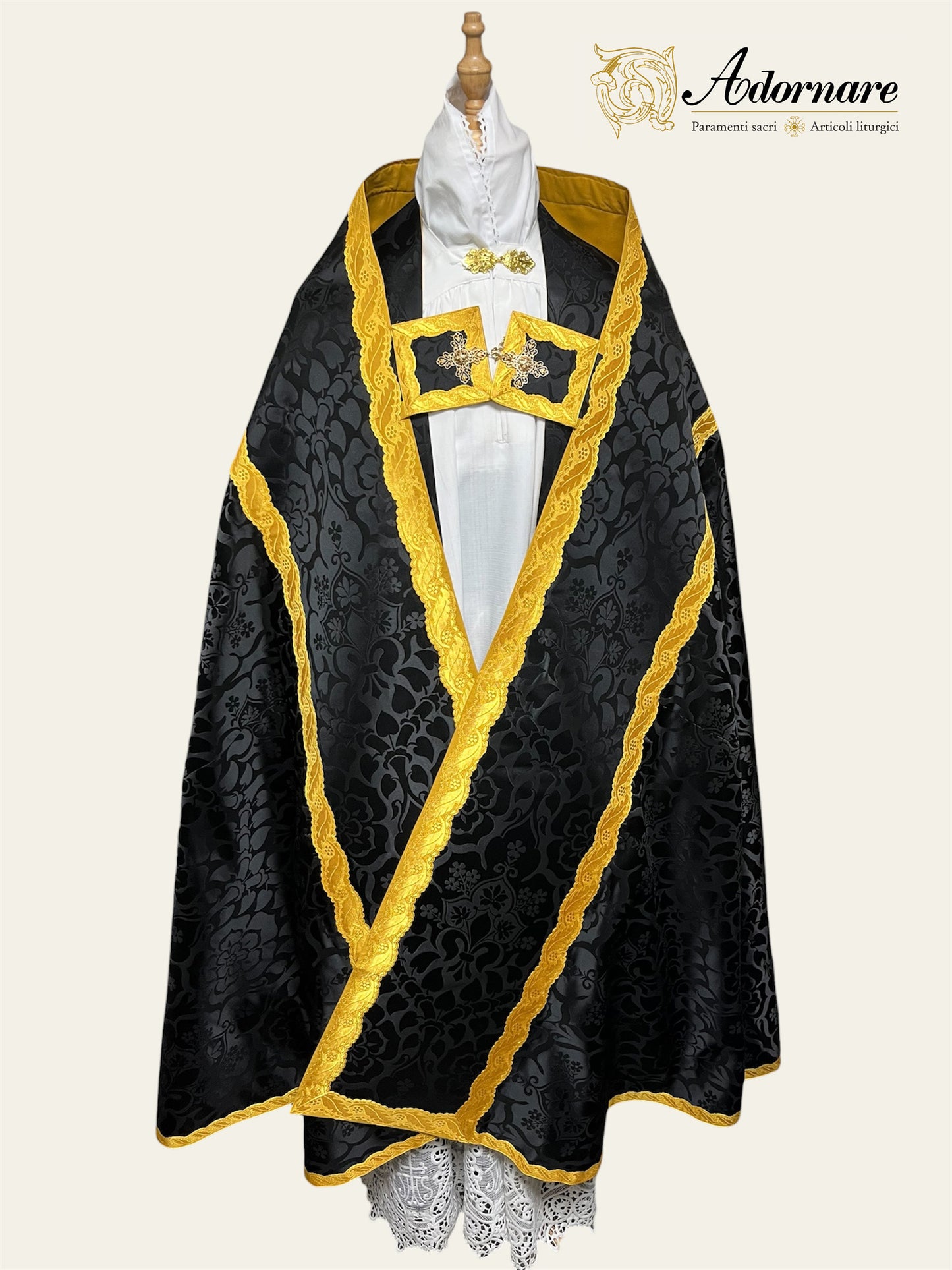 Damask Roman Cope / Piviale Romano Damasco