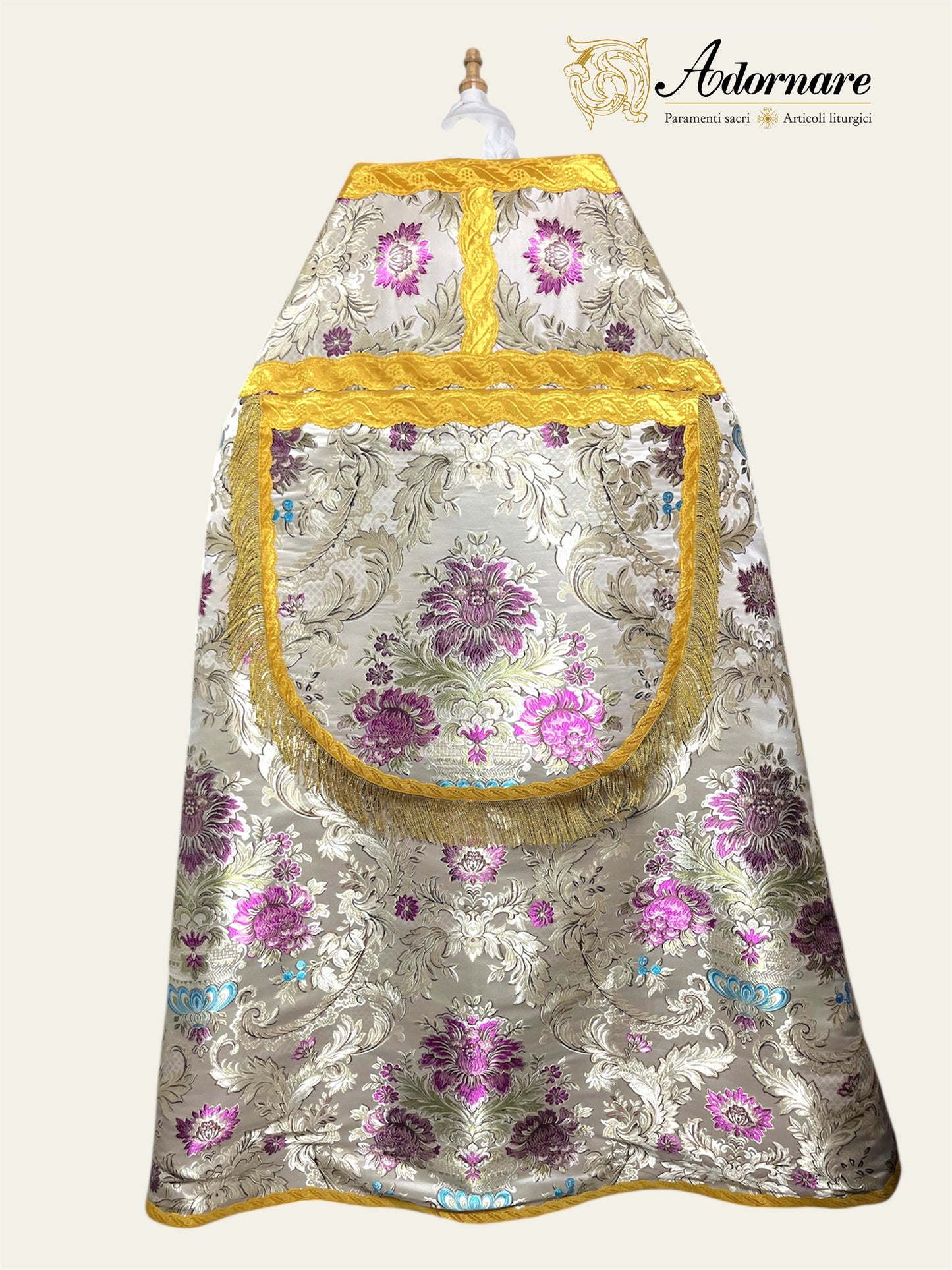 Brocade Roman Cope / Piviale Romano Broccato