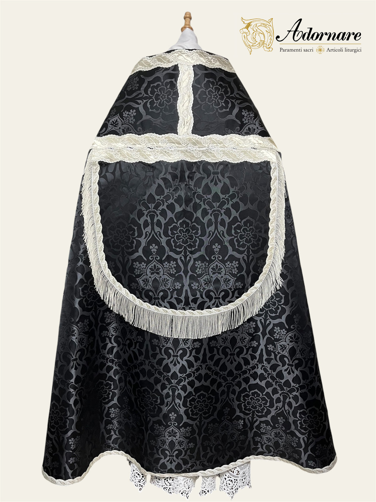 Damask Roman Cope / Piviale Romano Damasco