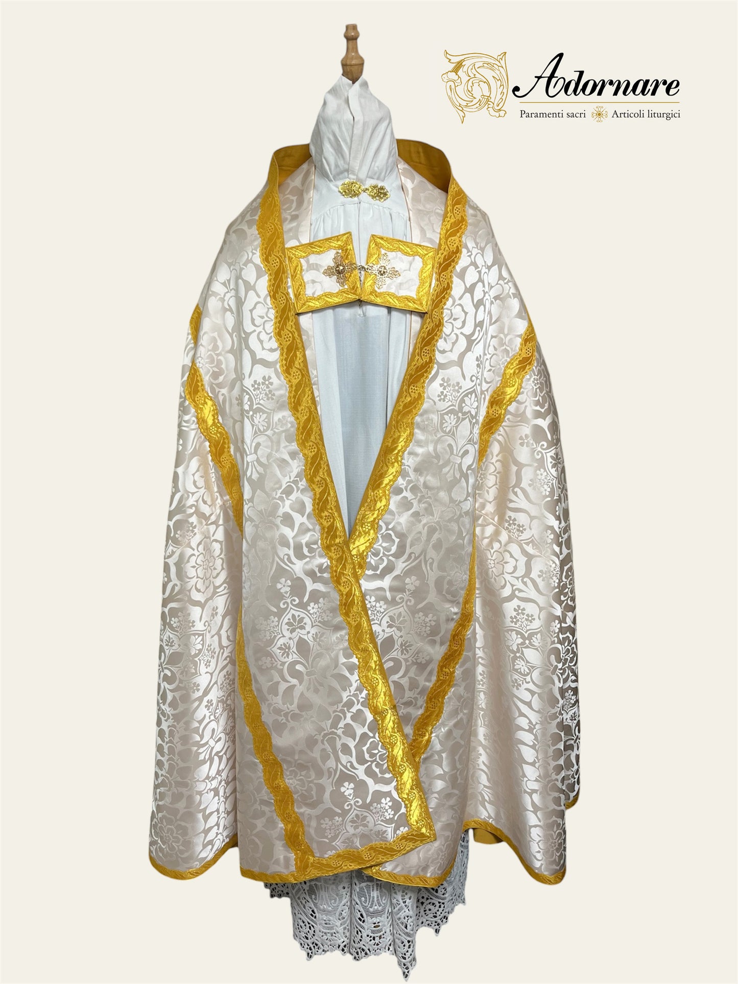 Damask Roman Cope / Piviale Romano Damasco