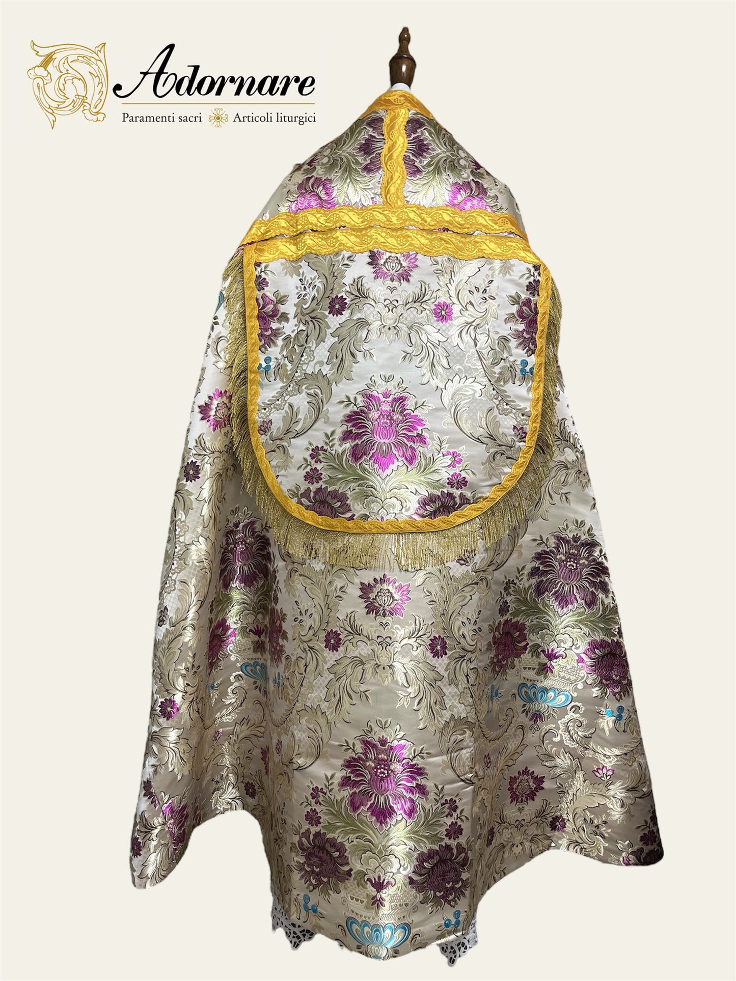 Brocade Roman Cope / Piviale Romano Broccato