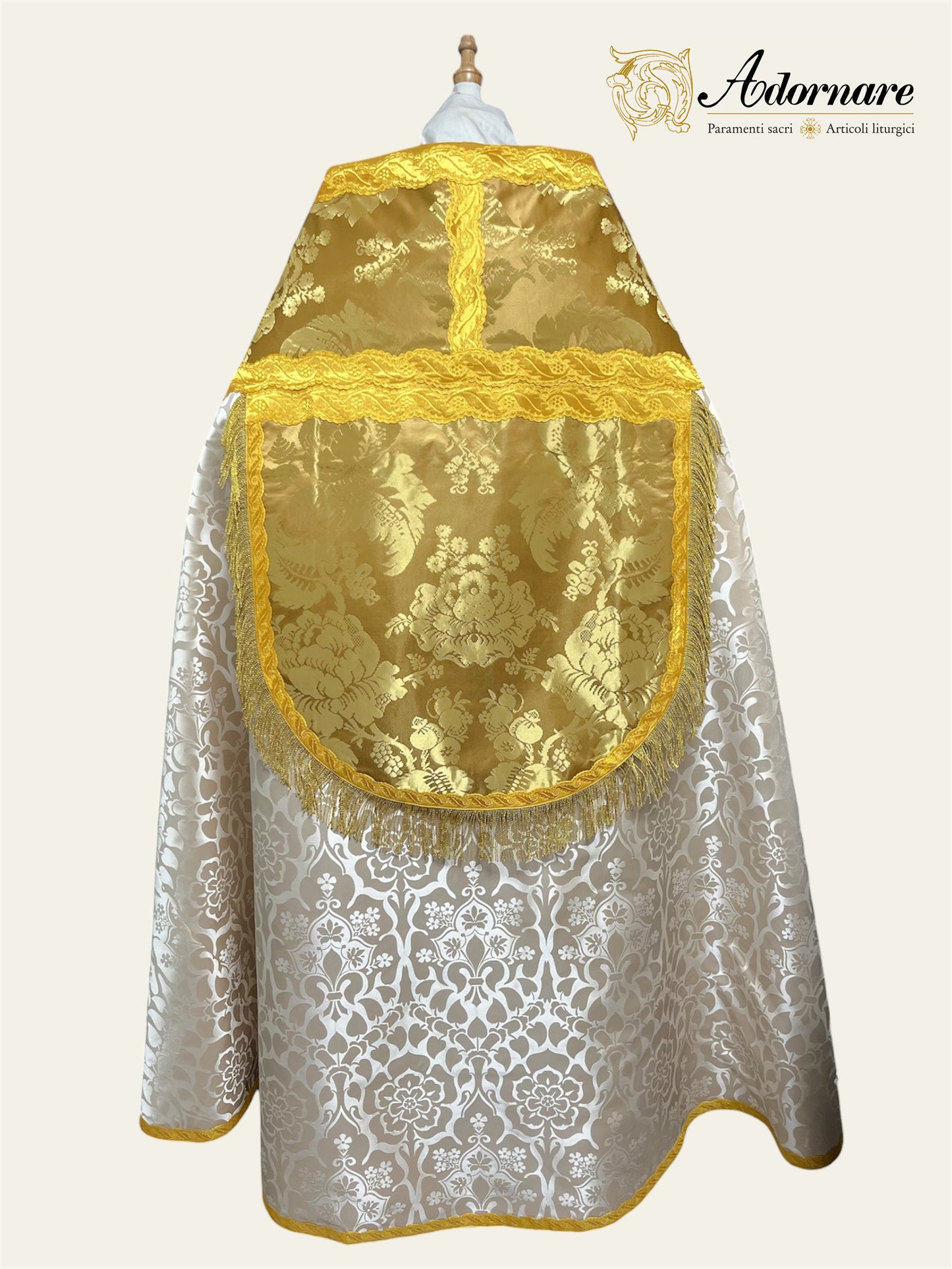 Roman Cope in ivory damask with gold silk damask panels