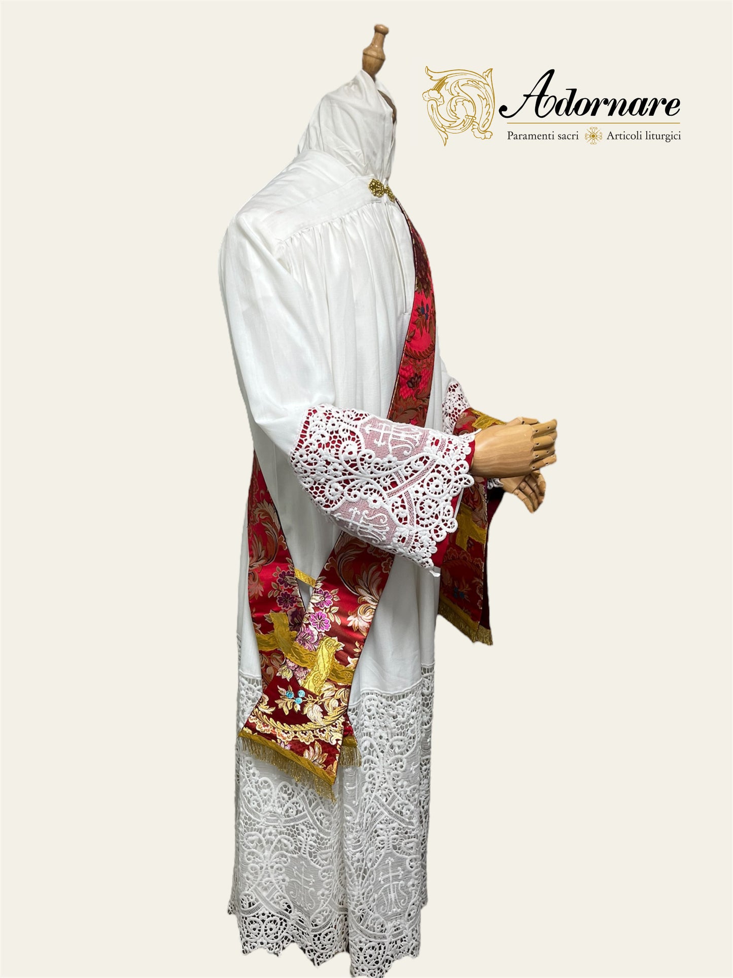 Brocade Italian-cut Roman Dalmatic / Dalmatica romana in broccato