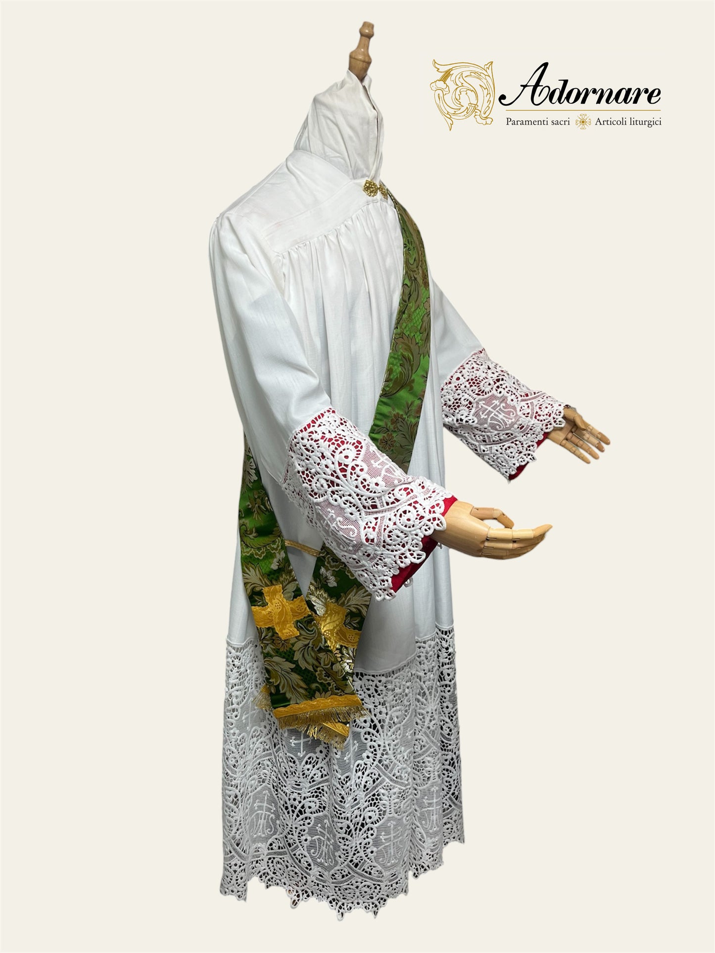 Italian Solemn Mass Set in brocade with French-style Dalmatics