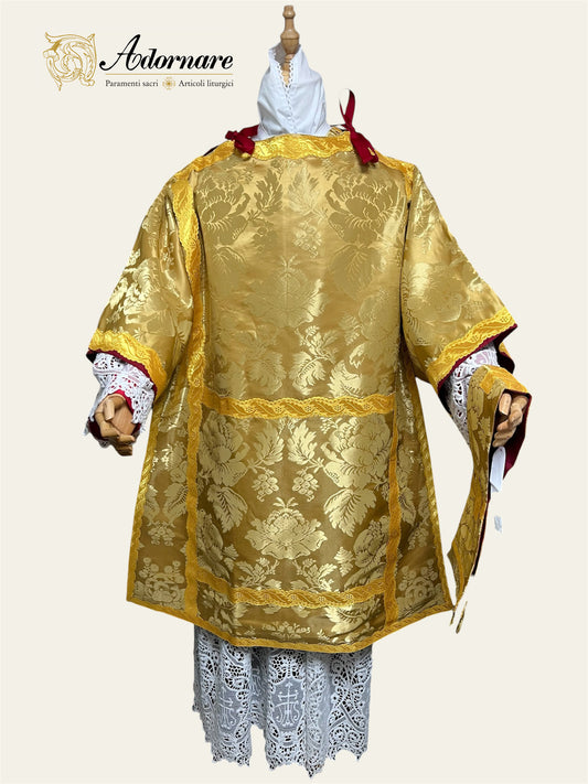 Gold silk damask Italian-cut Roman Dalmatic / Dalmatica romana in damasco oro
