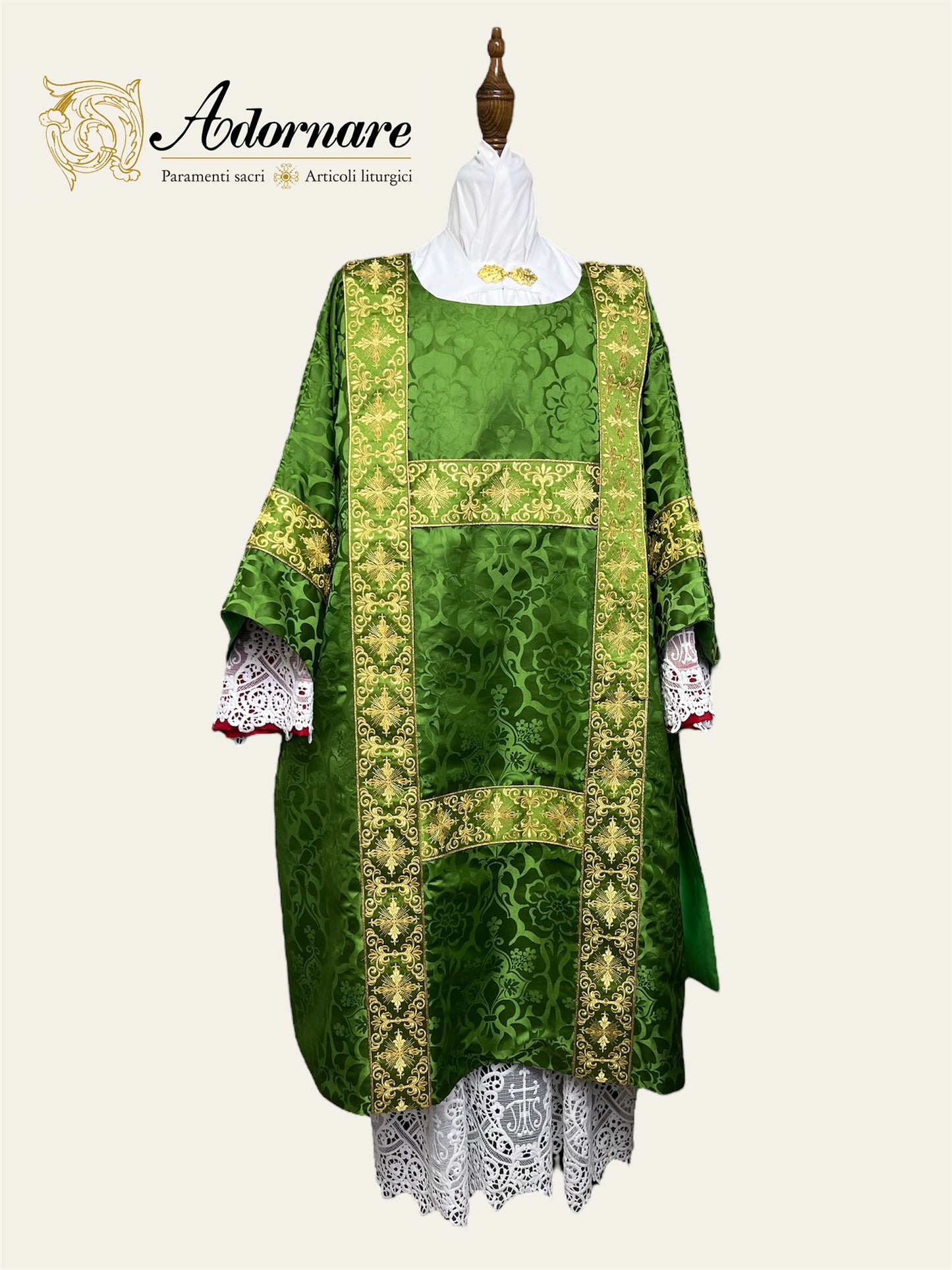 Damask Semi-gothic Solemn Mass Set with embroidered bands