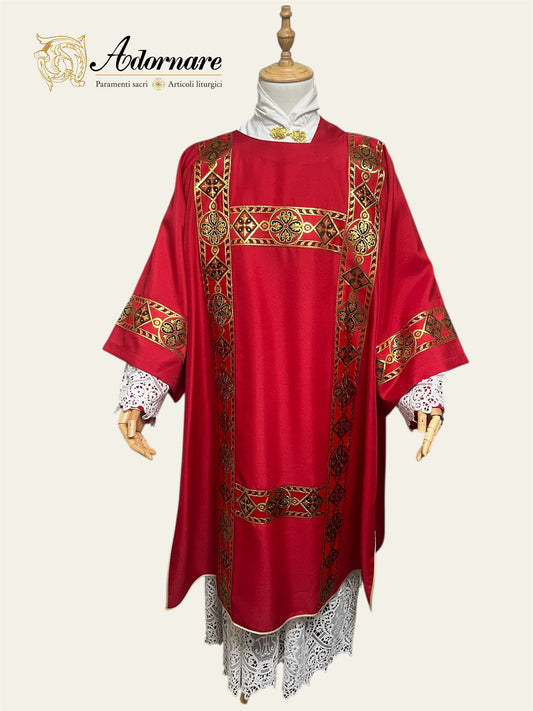 Gothic Dalmatic with woven orphrey bands / Dalmatica gotica