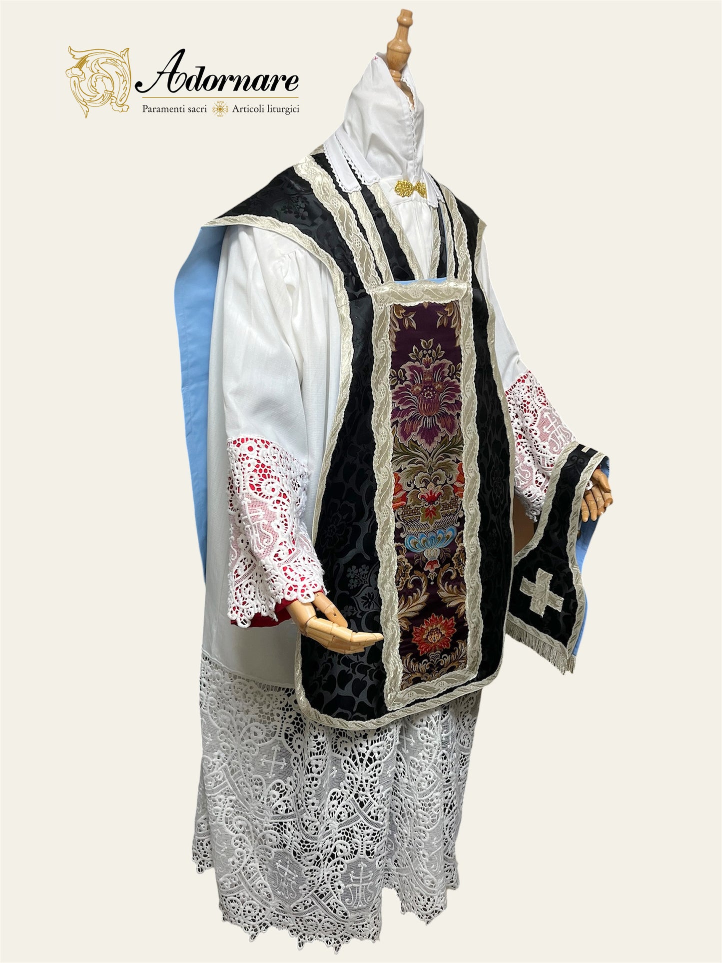 French Damask Roman Chasuble with brocade panels - Low Mass Set / Pianeta Francese Damasco con inserti in broccato