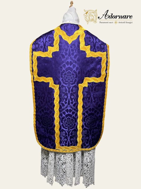 Damask French-cut Roman Chasuble Low Mass Set / Pianeta Francese Damasco