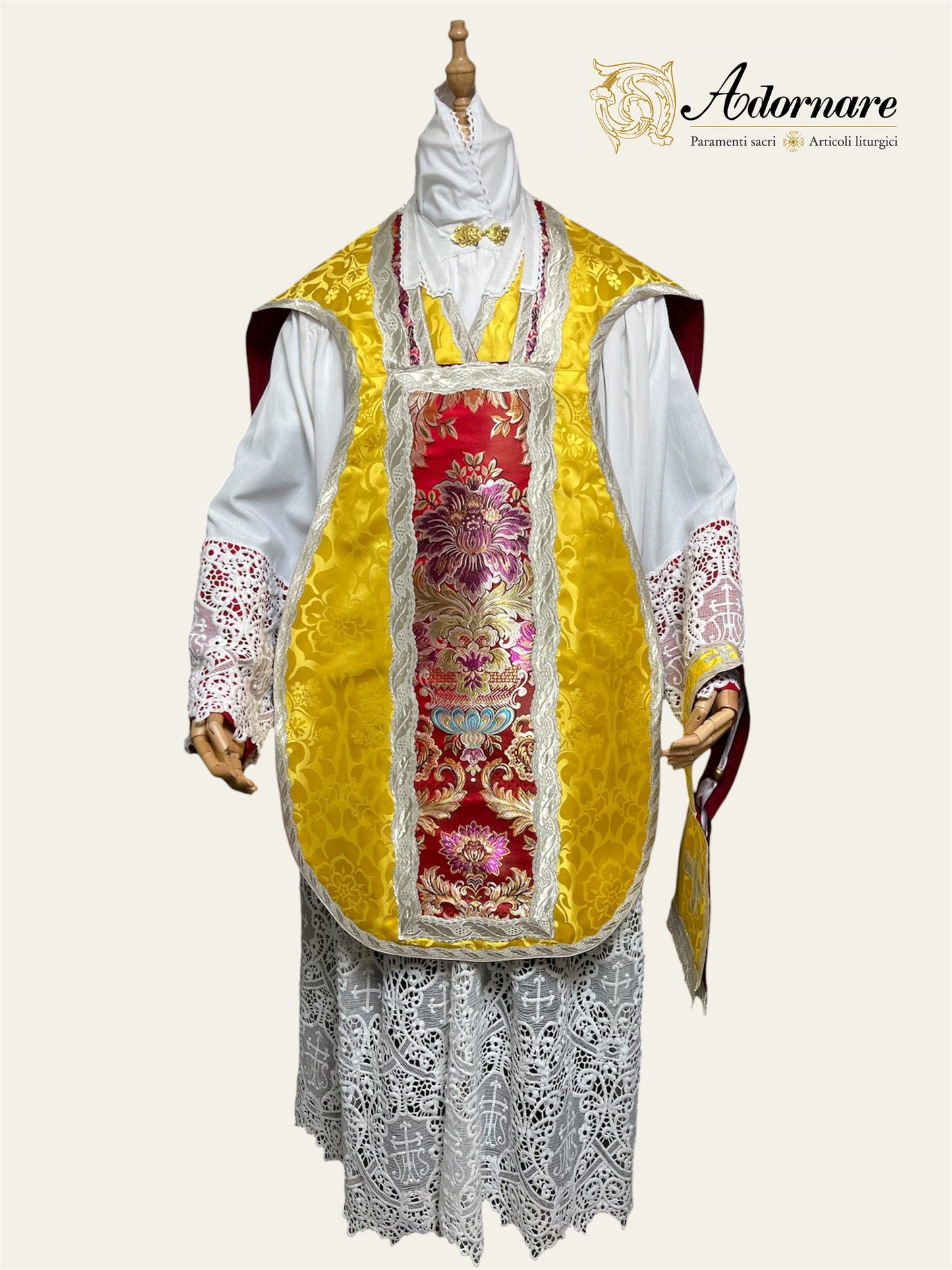 French Damask Roman Chasuble with brocade panels - Low Mass Set / Pianeta Francese Damasco con inserti in broccato