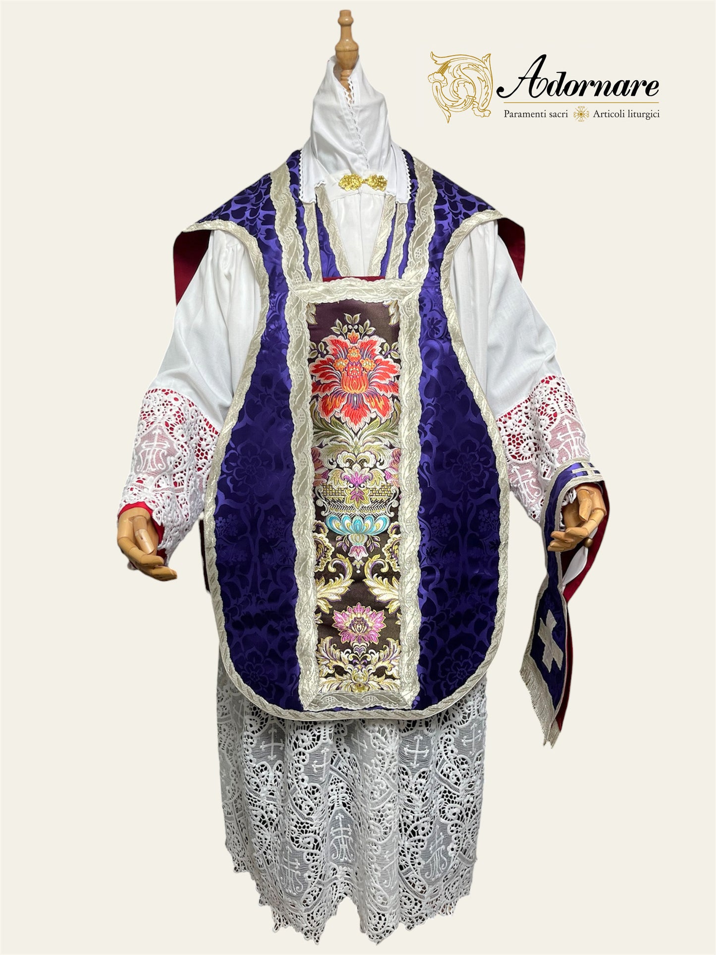 French Damask Roman Chasuble with brocade panels - Low Mass Set / Pianeta Francese Damasco con inserti in broccato