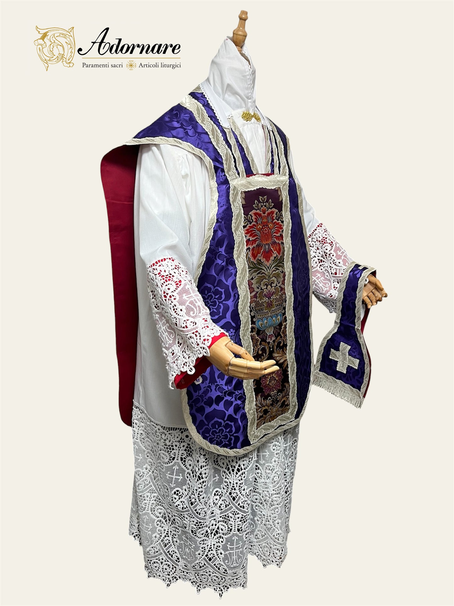 French Damask Roman Chasuble with brocade panels - Low Mass Set / Pianeta Francese Damasco con inserti in broccato