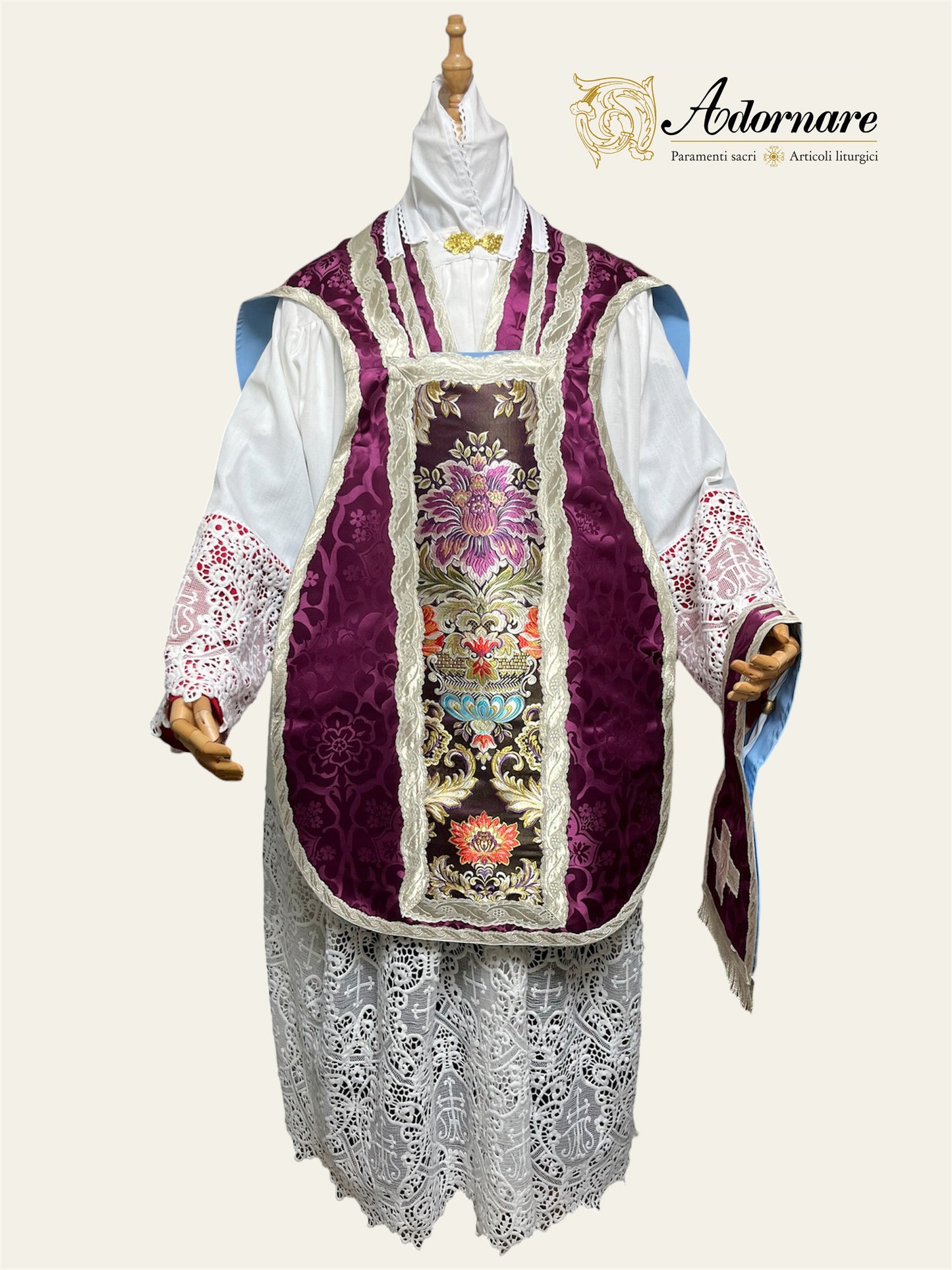 French Damask Roman Chasuble with brocade panels - Low Mass Set / Pianeta Francese Damasco con inserti in broccato