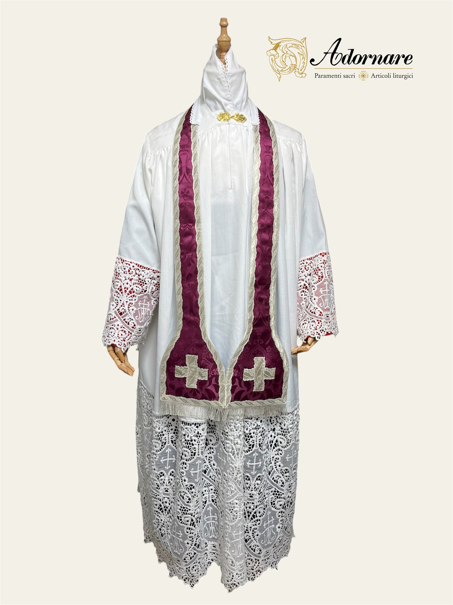 French Damask Roman Chasuble with brocade panels - Low Mass Set / Pianeta Francese Damasco con inserti in broccato