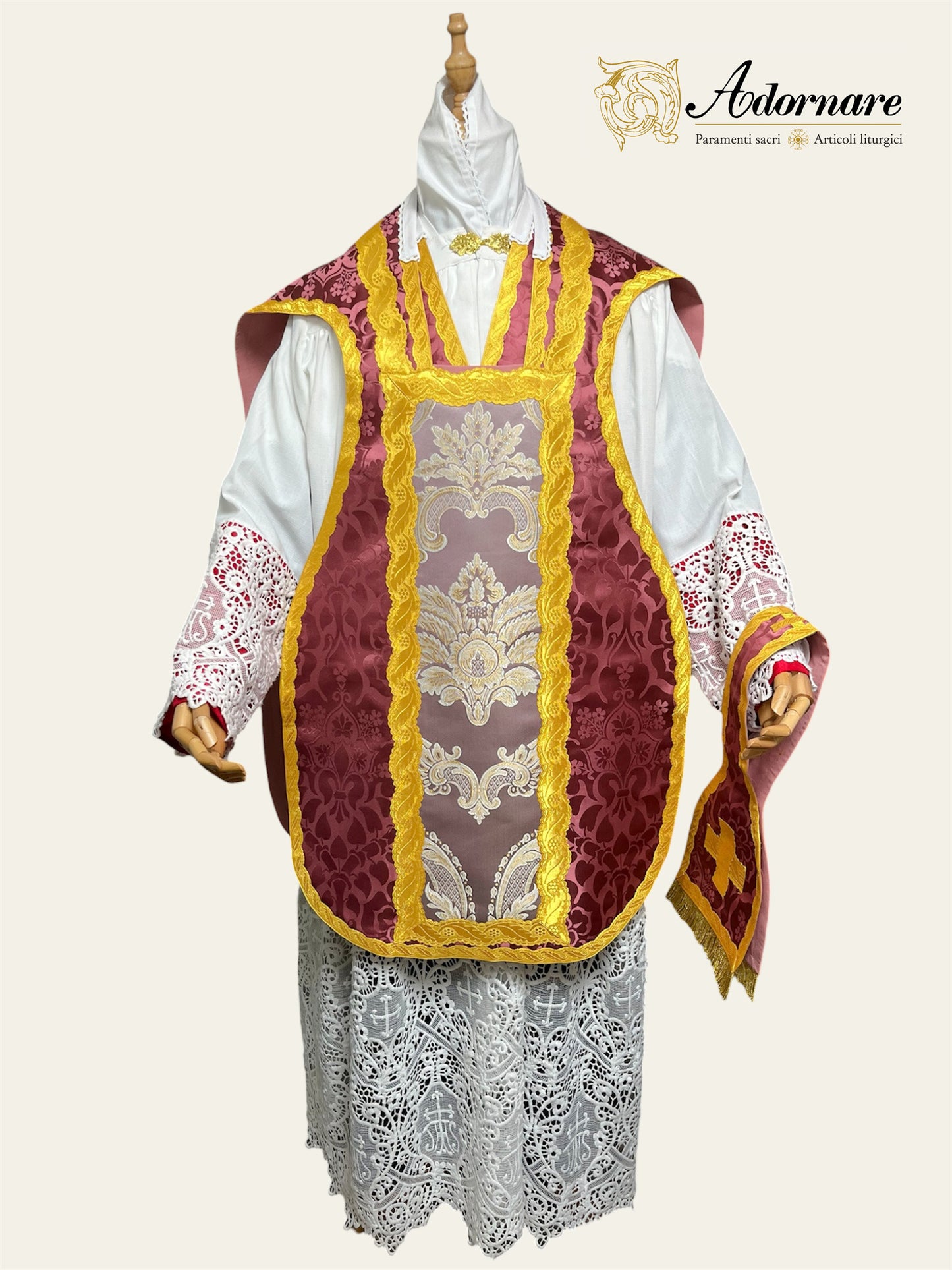 French Damask Roman Chasuble with brocade panels - Low Mass Set / Pianeta Francese Damasco con inserti in broccato